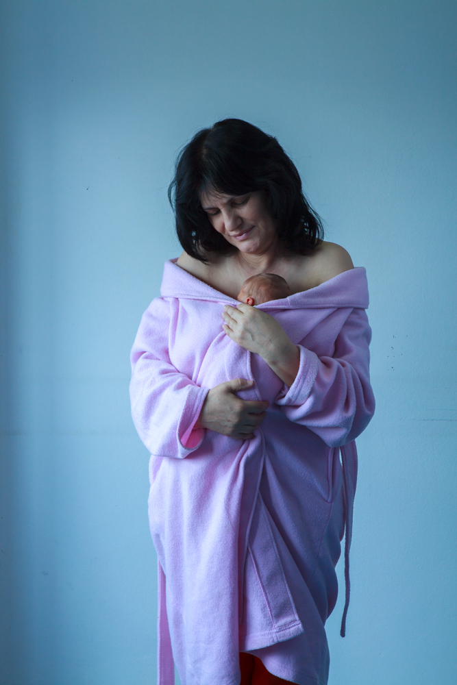 Kangaroo Mother Care, Portrait, Neonatal Intensive Care Unit, 2011, Tirana, Albania, copyright alketa misja photography