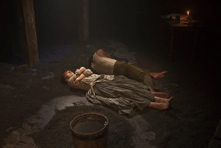 knives in hens