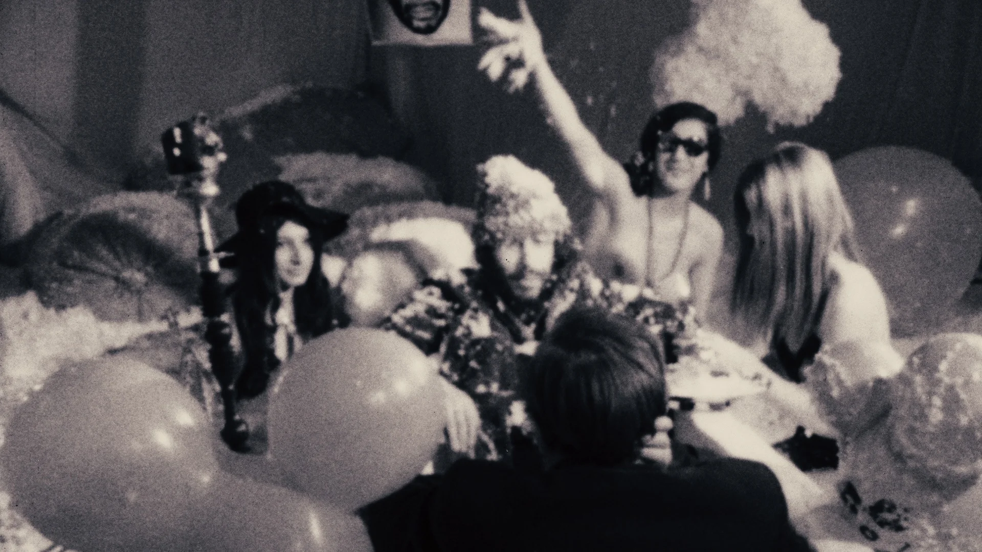 Voulez-Vous Coucher Avec God?