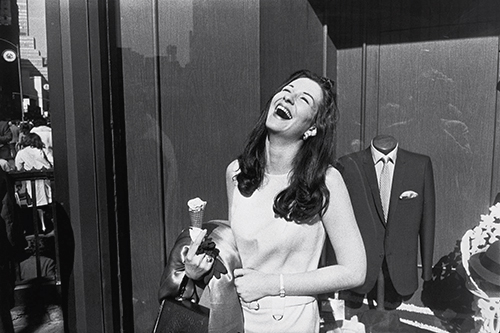 Winogrand_NY_1968_sm.jpg