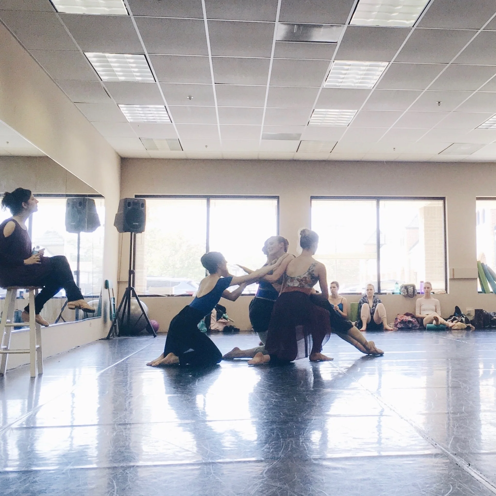 Company Apprentice Jessica Lohr (left) rehearsing Shades of Refrain .