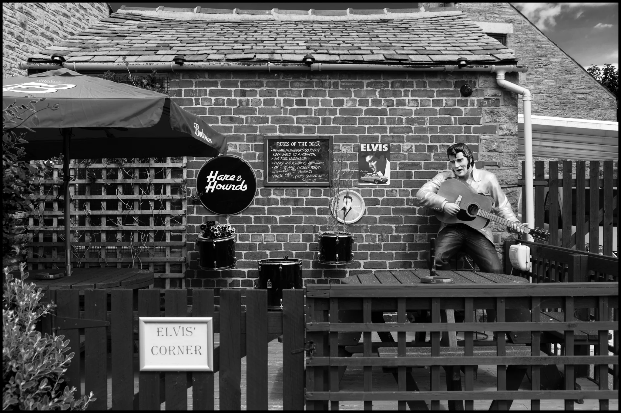 27 May 2019 - Elvis’s corner, New Mills UK