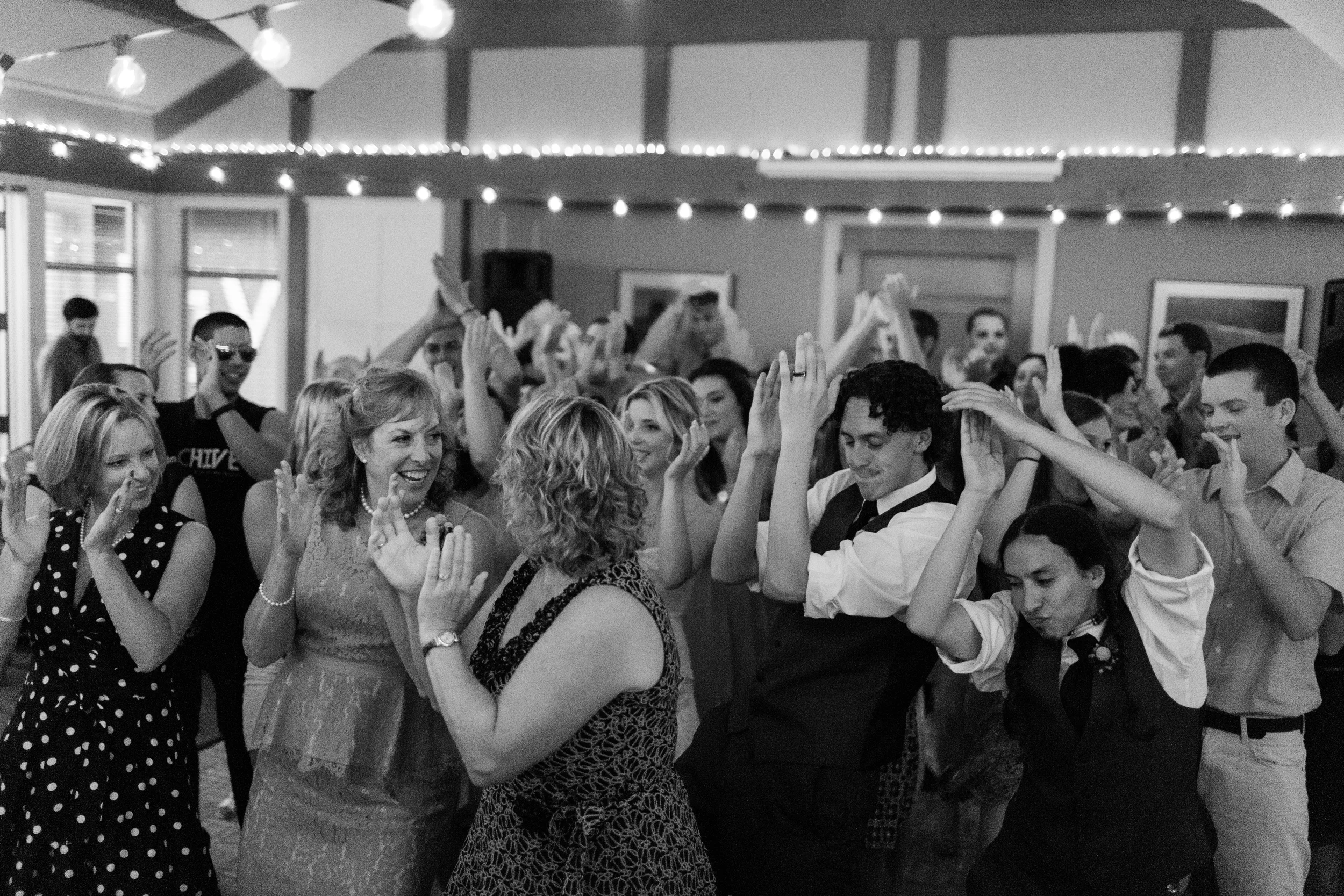 8-02sarahkurtwedding-0458.jpg