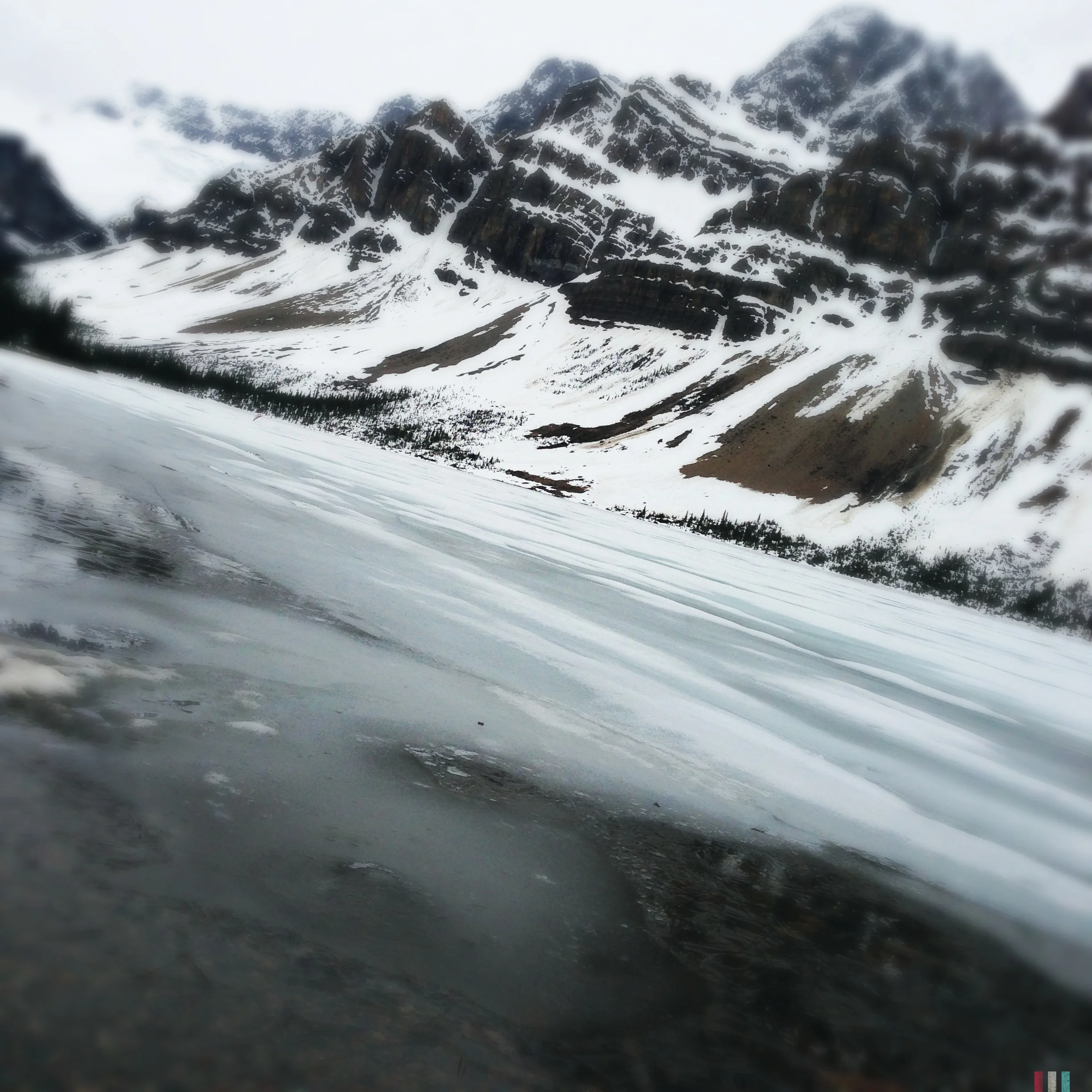frozen-bow-lake.jpg