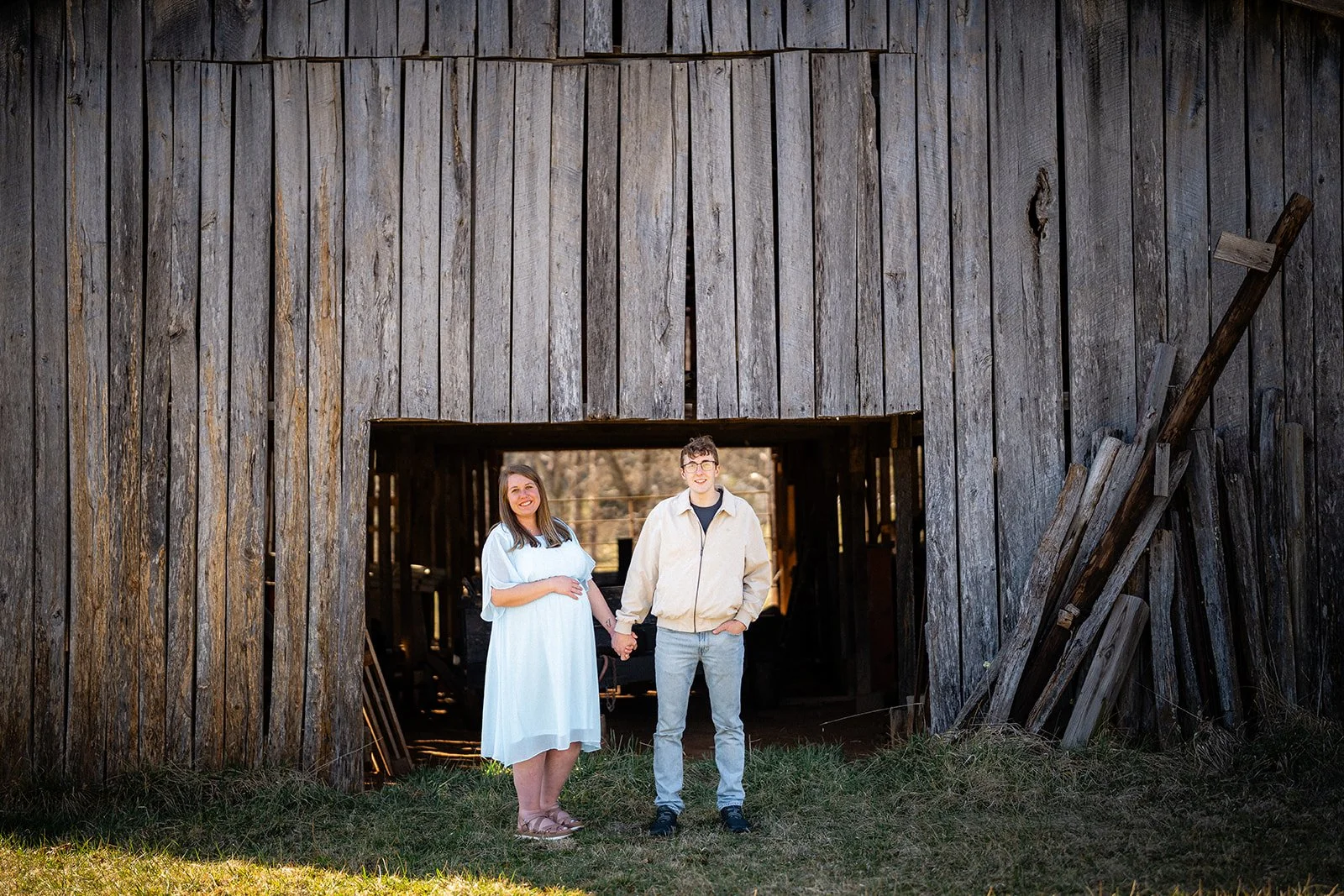 Holli and Riley Maternity-32_websize.jpg