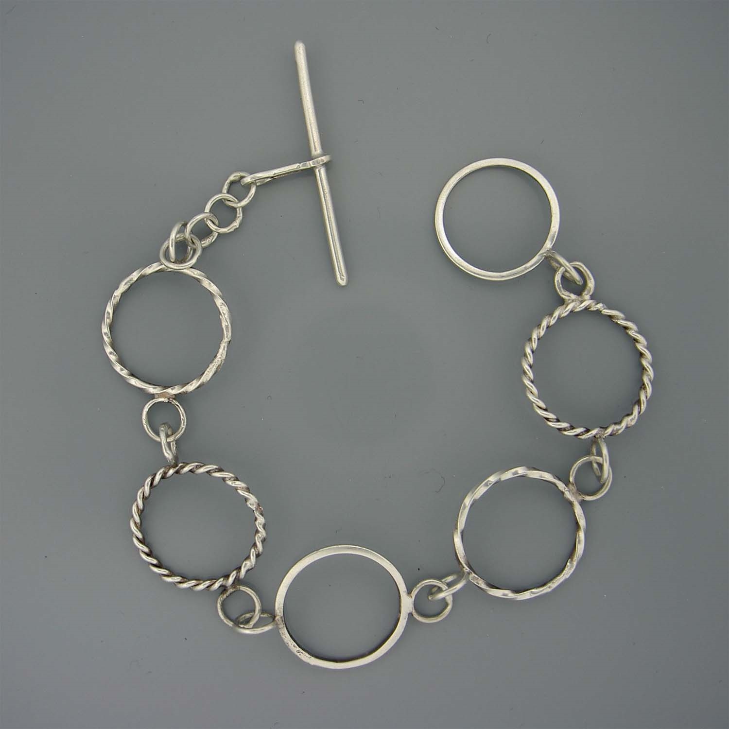 TWIST LINK BRACELET BR0004 - STERLING SILVER (7.5" LONG) - $160.00