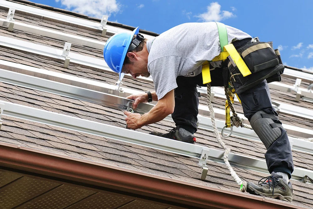 slide-roofer-1.jpg