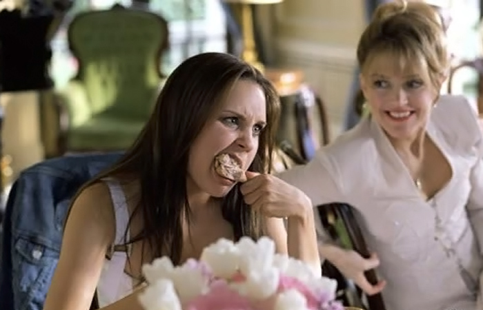 Viola, chew like you have a secret! "She's the Man," 2006