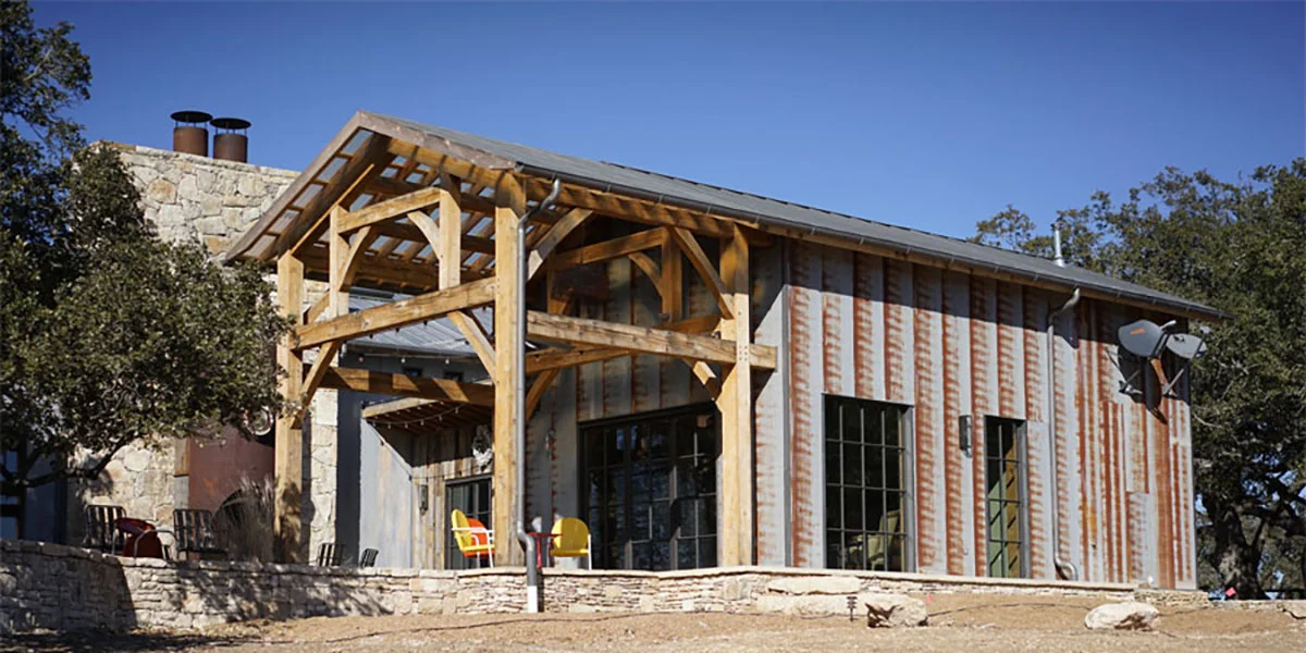 Smaller sitting room barn and covered porch - DH