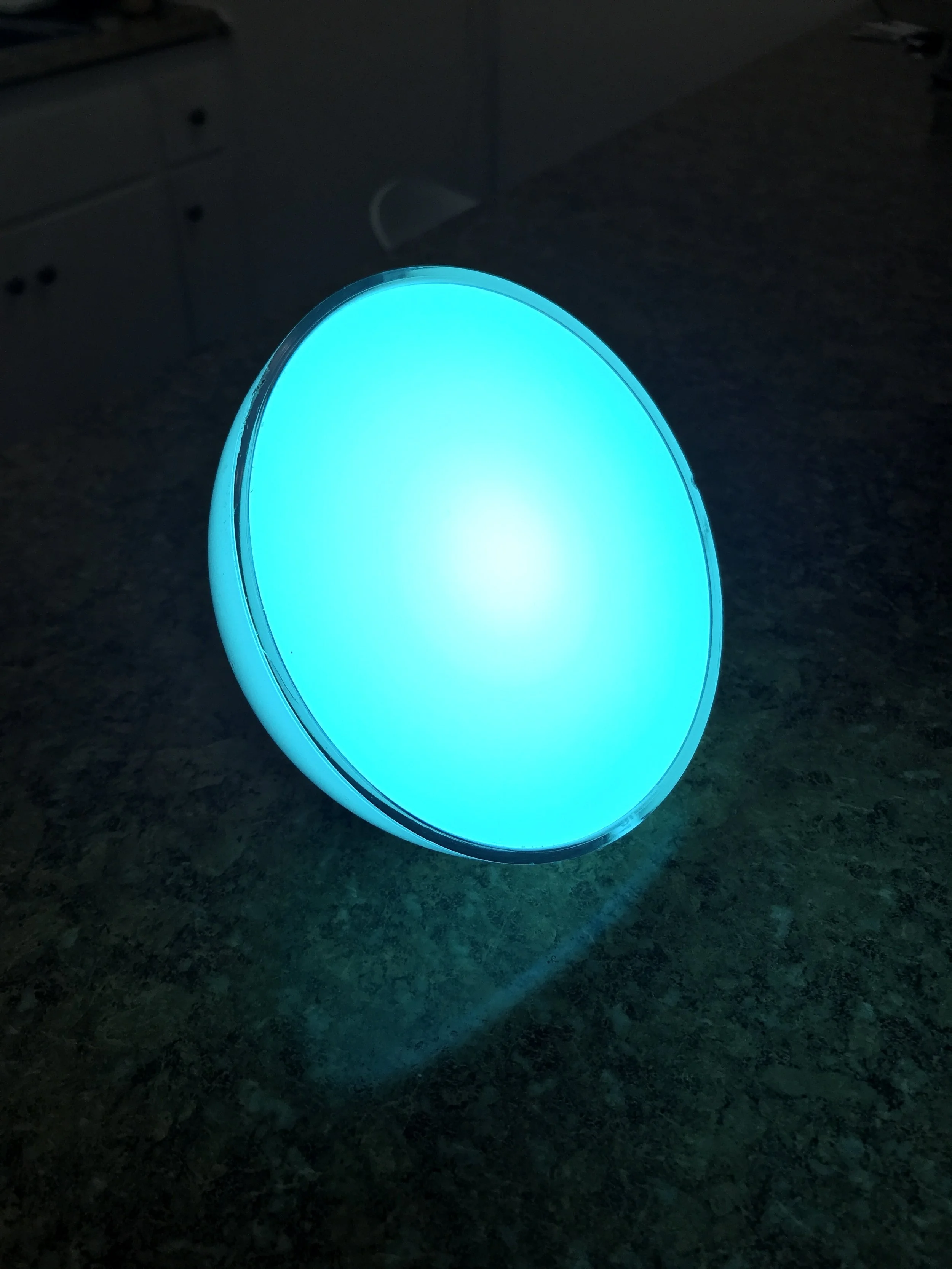 hue-portable-light.JPG