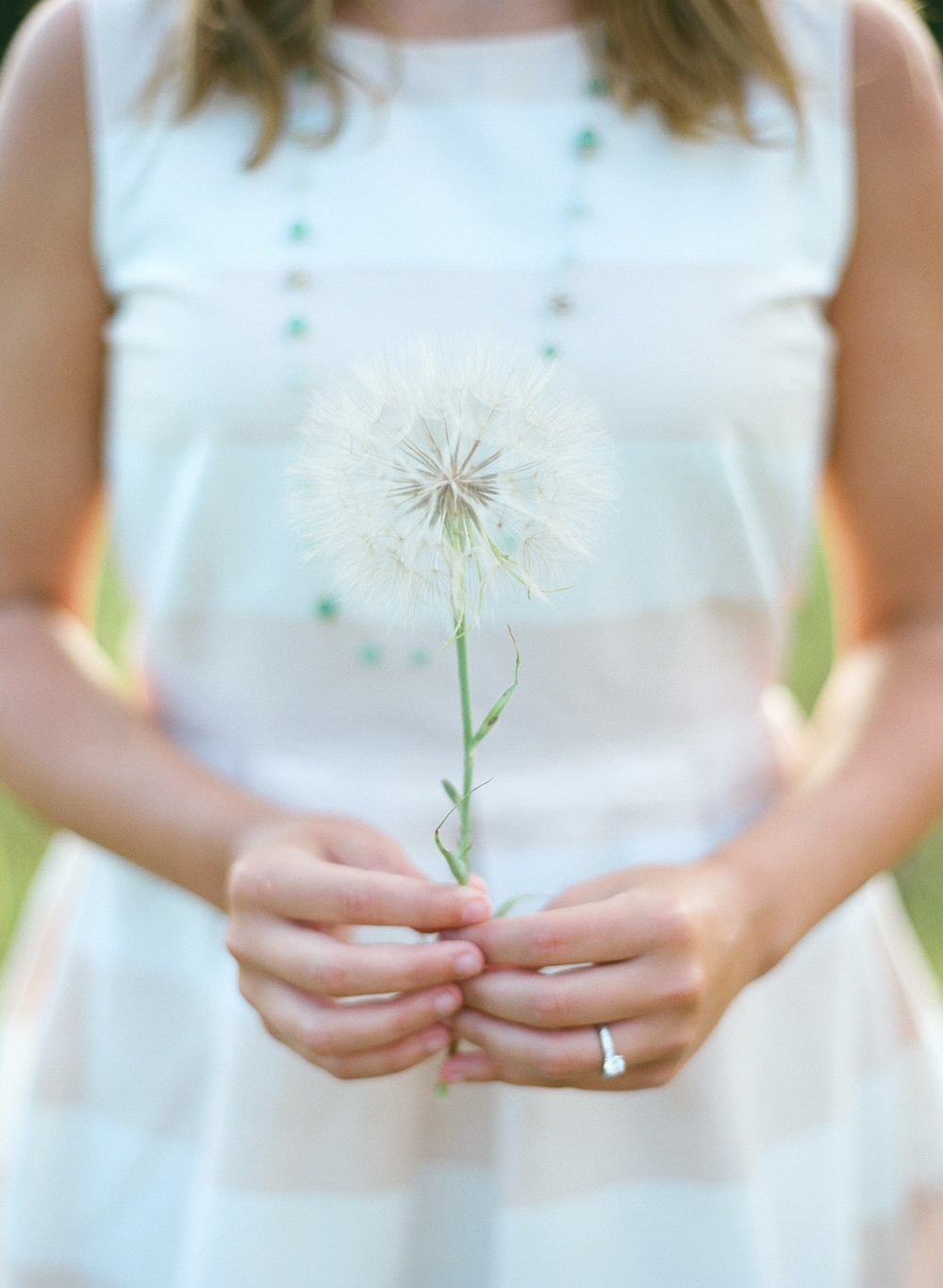 Wisconsin_Engagement_Photographers_020.jpg