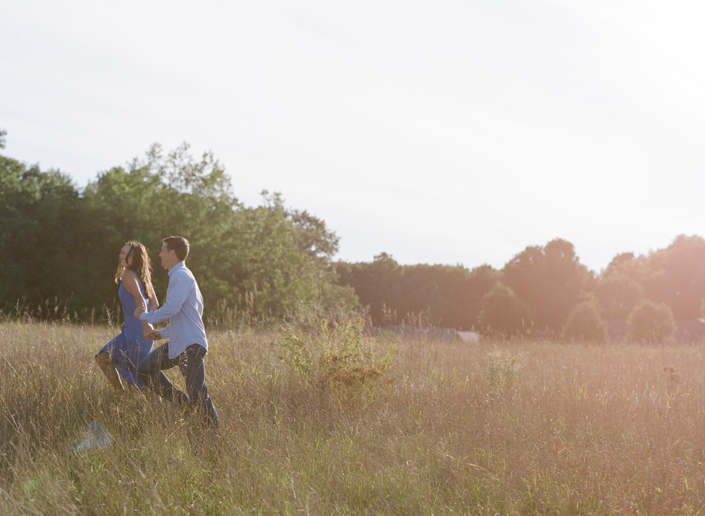 Wisconsin_Engagement_Photographers_028.jpg