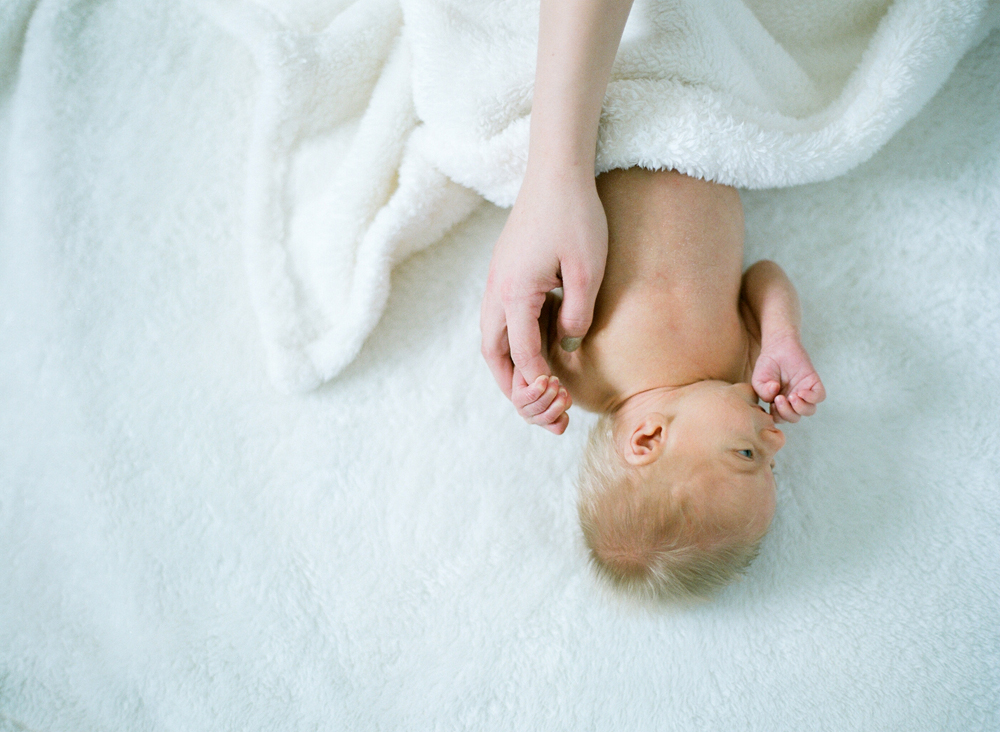 newborn-photography-wausau-wi-007.jpg