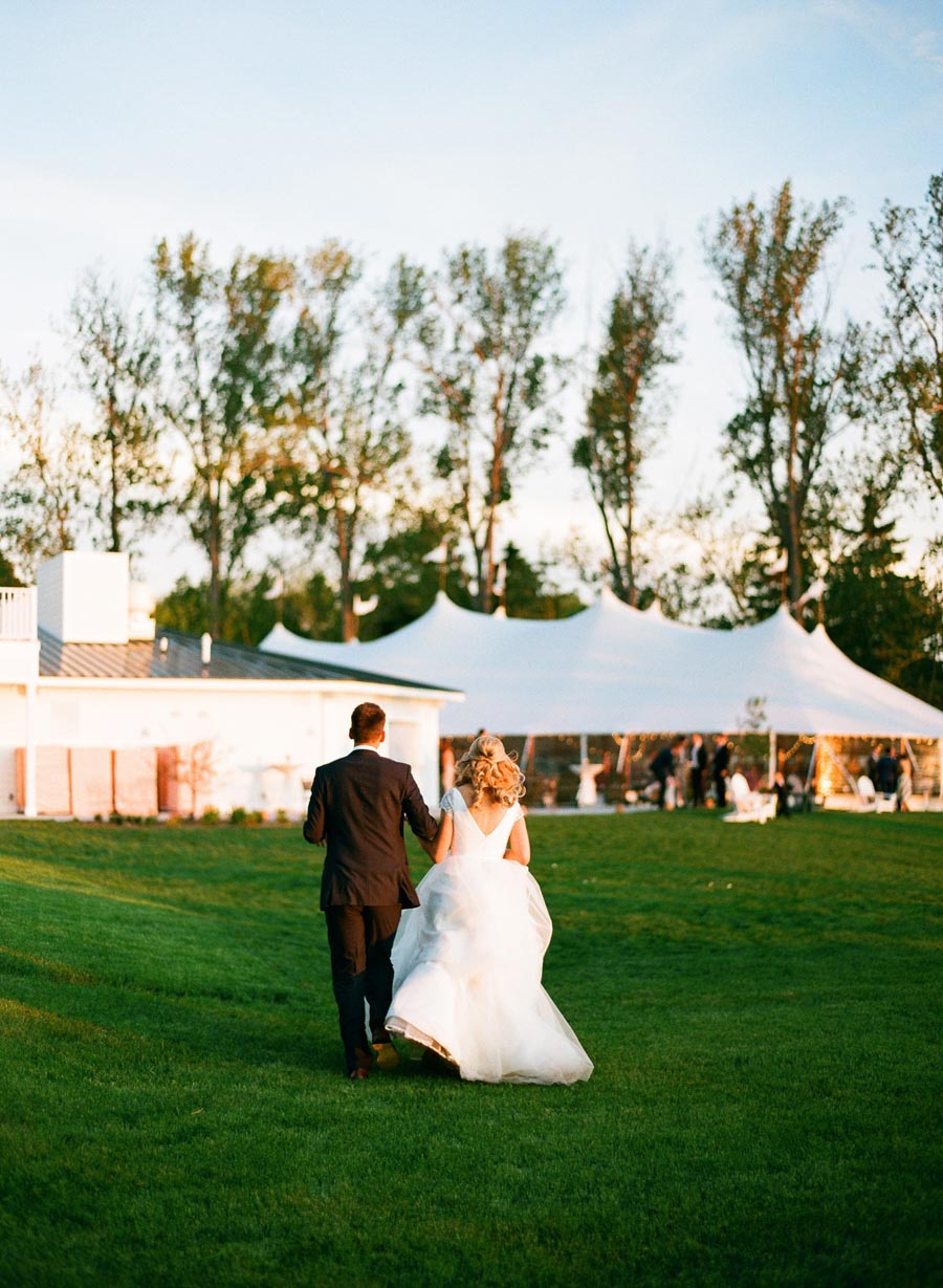 Horseshoe_Bay_Beach_Club_Door_County_Wedding_082.jpg