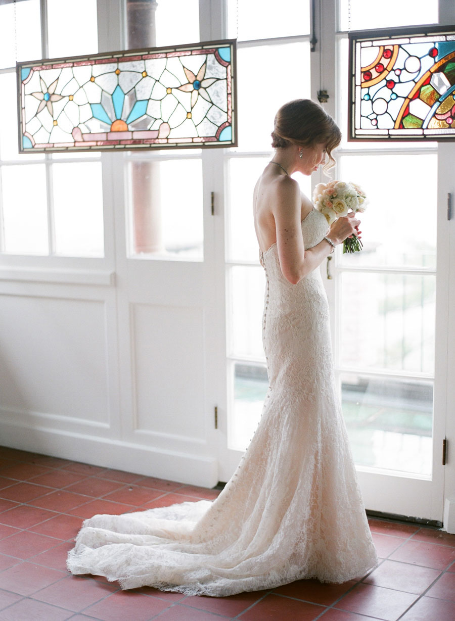 bride getting ready for Villa Terrace brunch wedding in Wisconsin