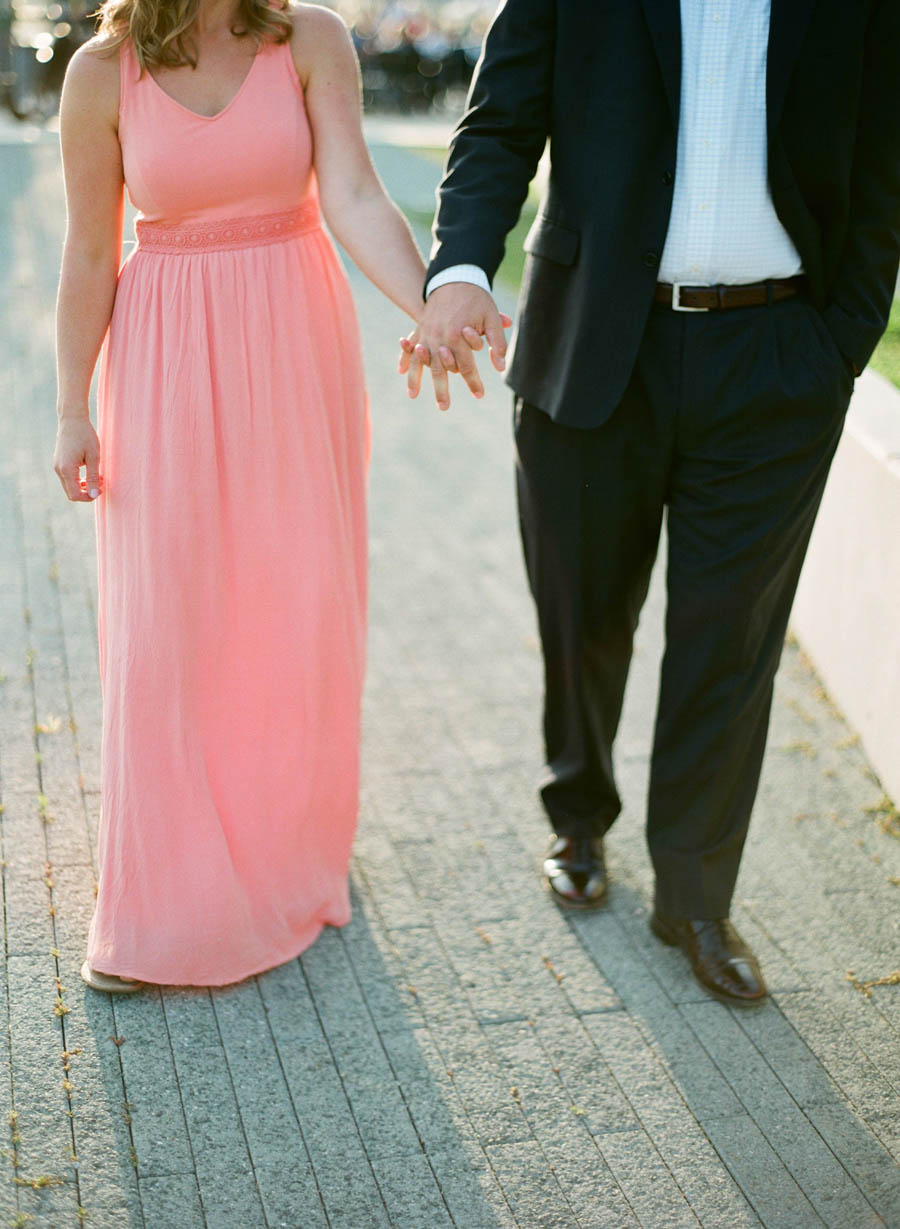 Milwaukee_Engagement_Photographer_013.jpg