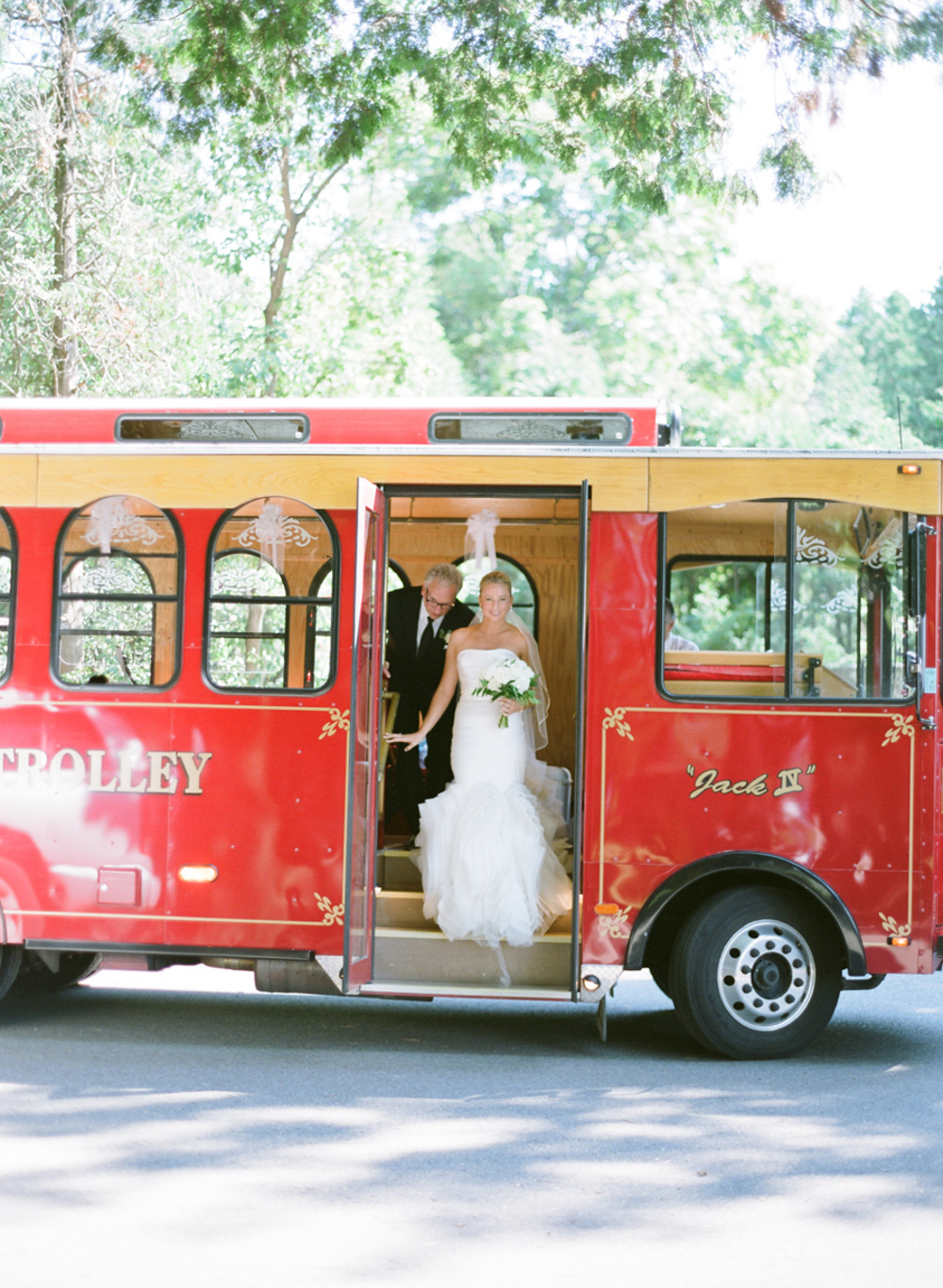 About_Thyme_Farm_Door_County_Wedding_012.jpg