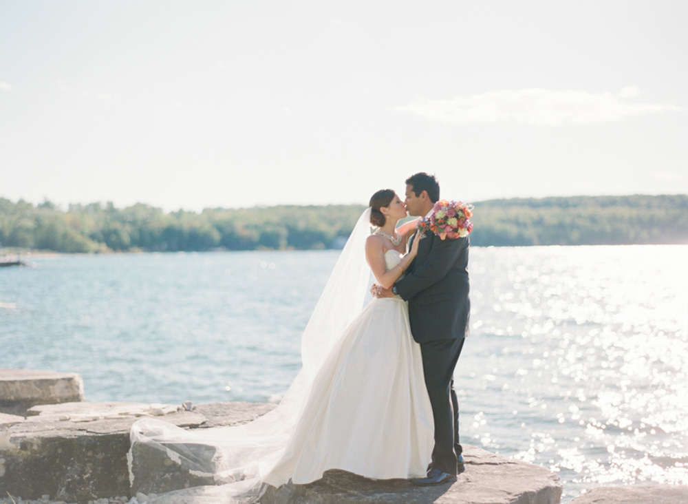 Gordon_Lodge_Door_County_Wedding_026.jpg