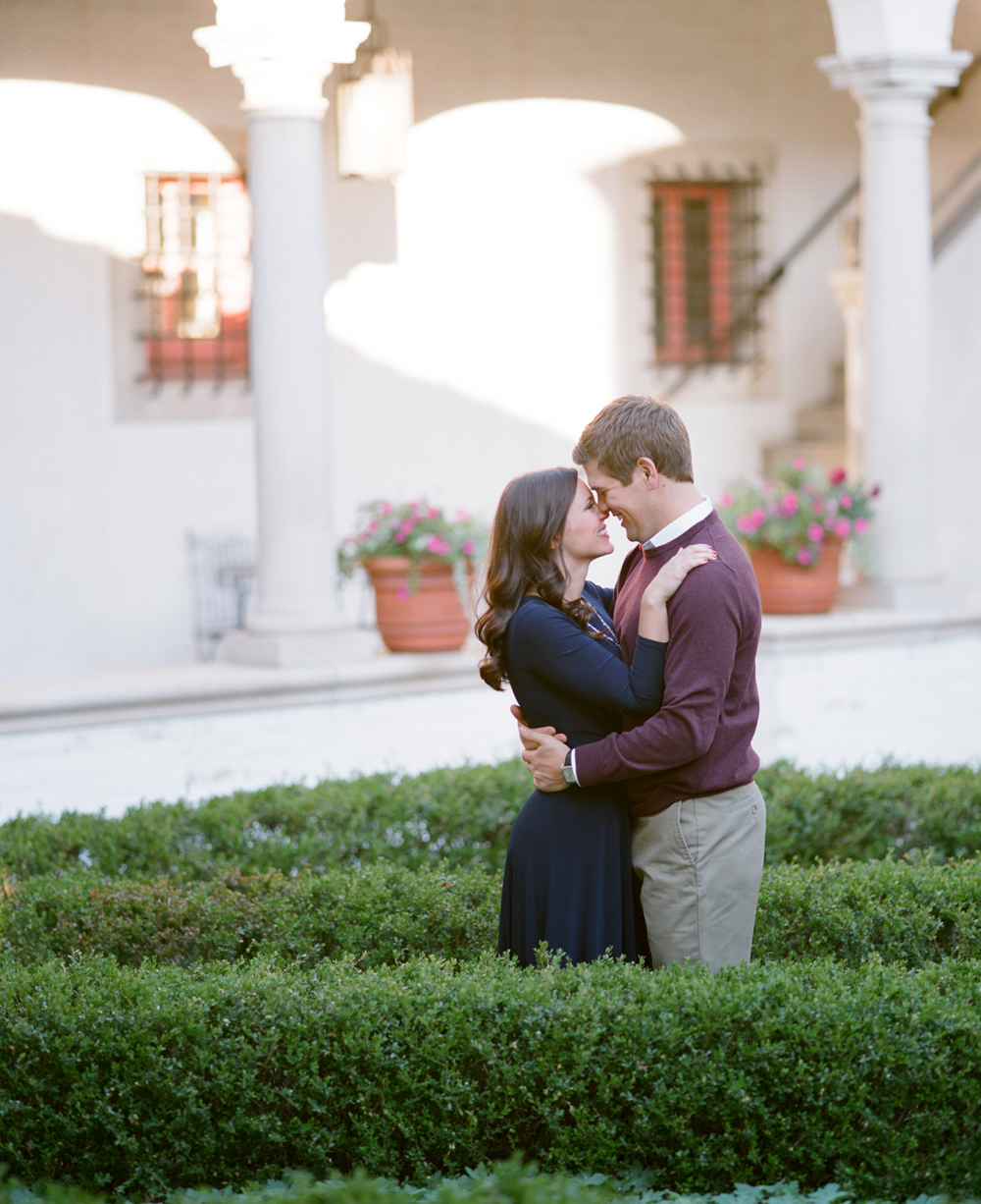 Villa_Terrace_Milwaukee_Engagement_Photographers_019.jpg