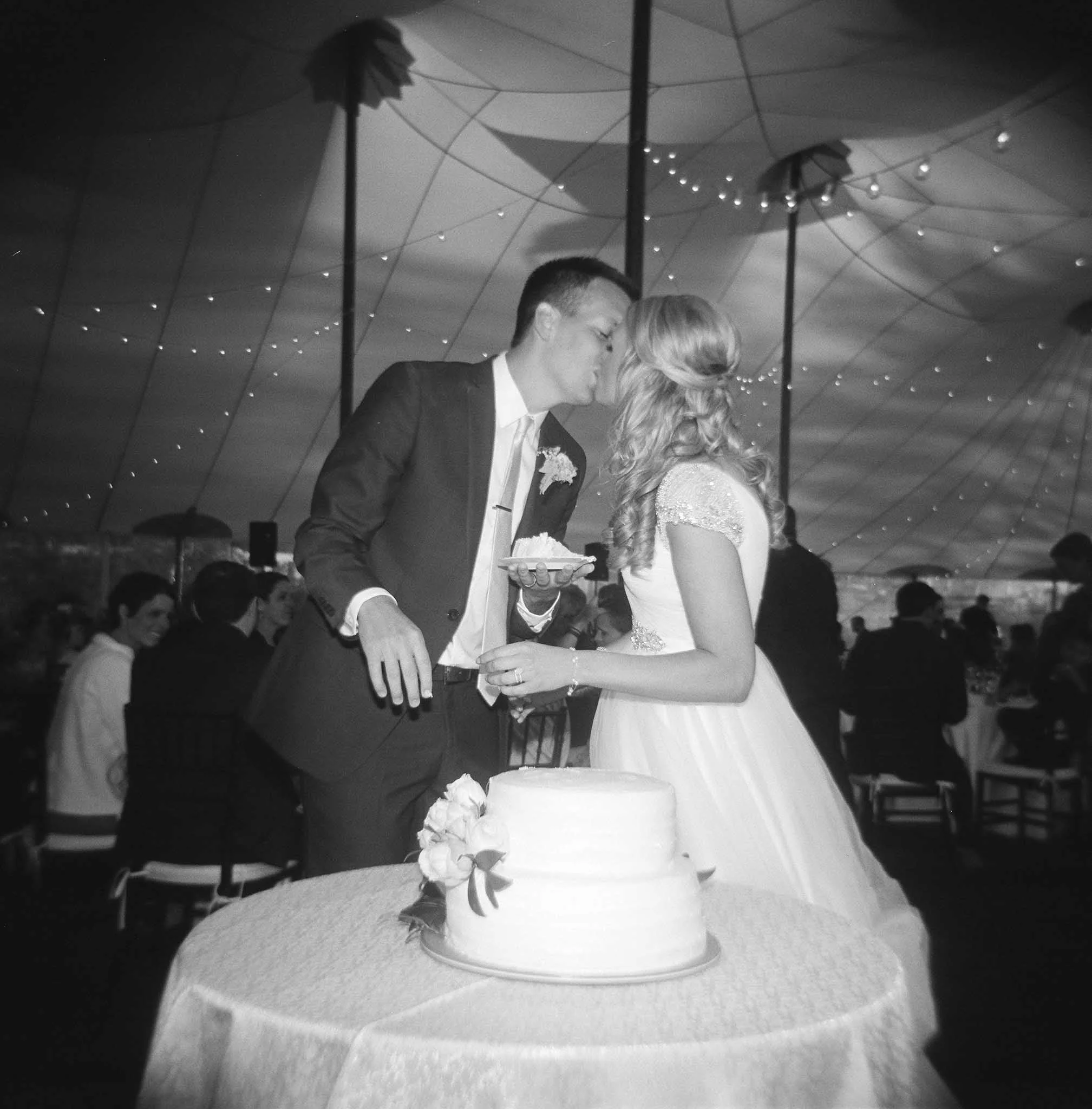 037-horseshoe-bay-beach-club-wedding.jpg