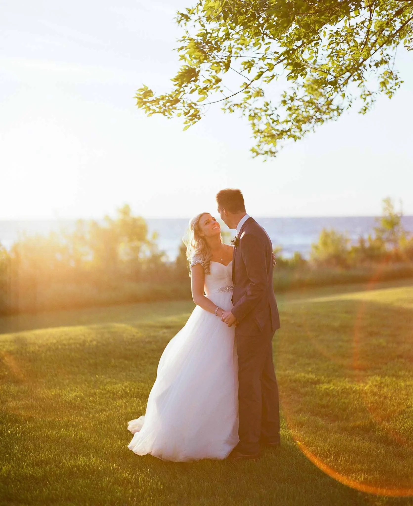 038-horseshoe-bay-beach-club-wedding.jpg