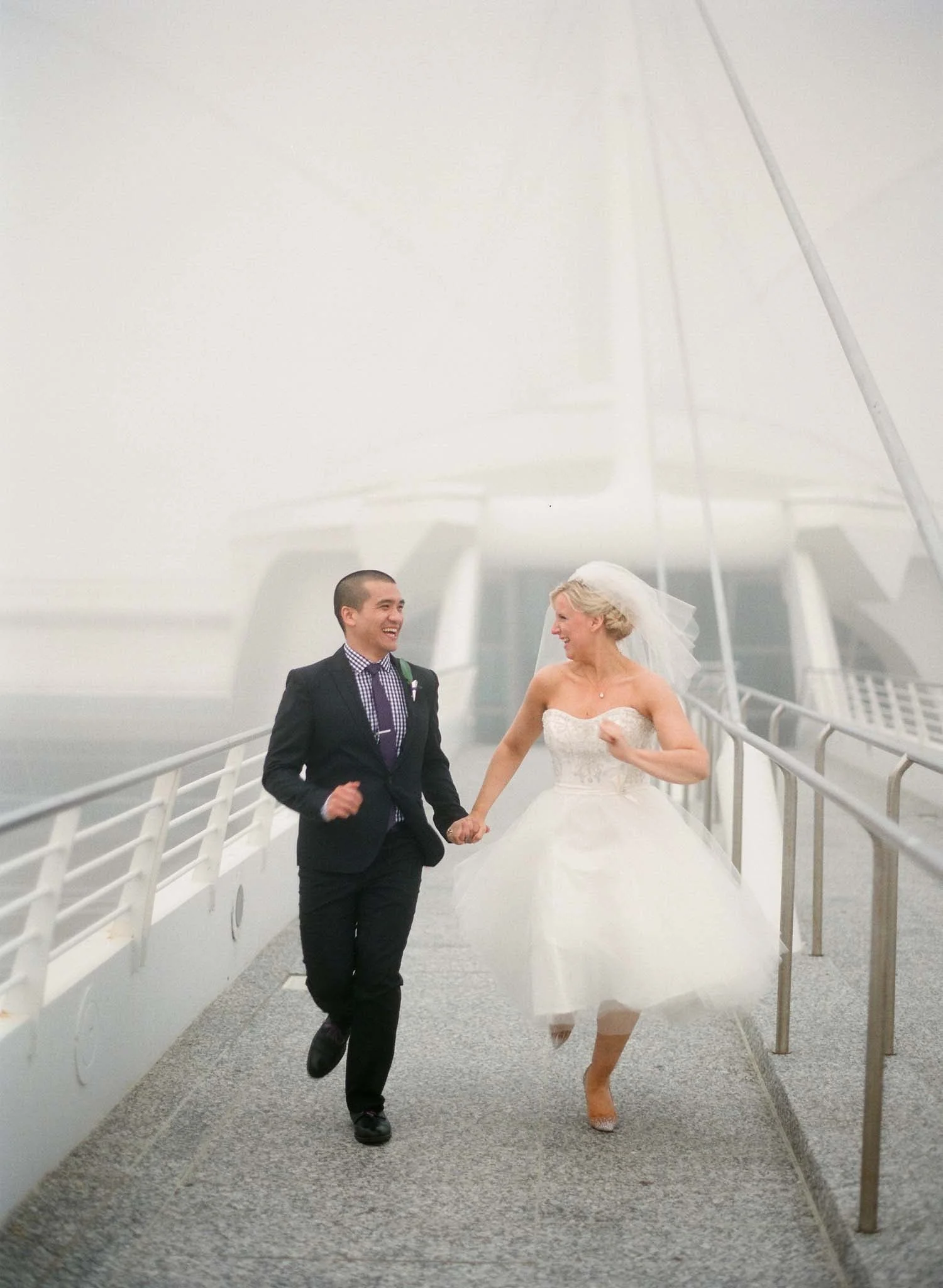 039-milwaukee-art-museum-wedding.jpg