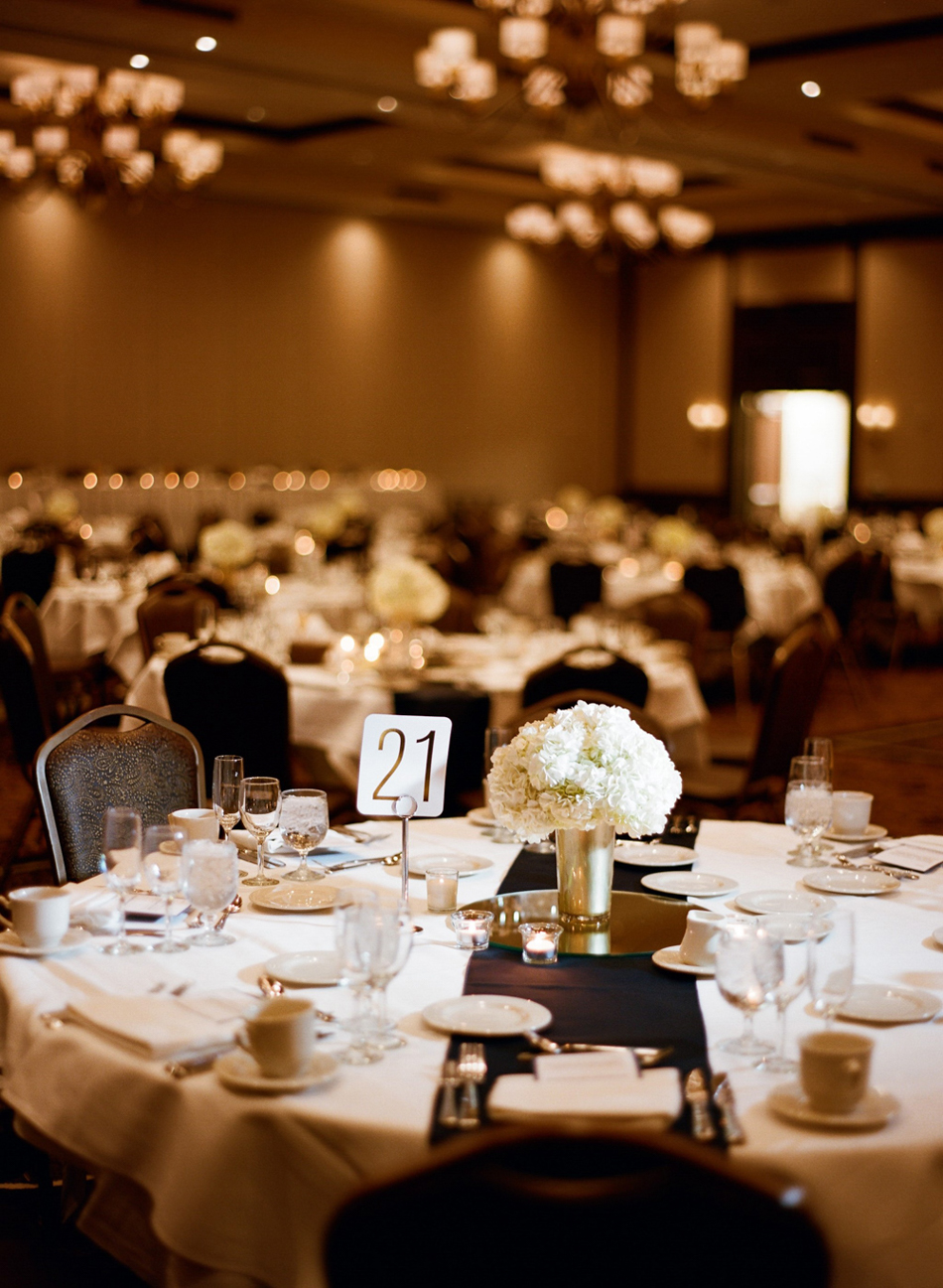 Elkhart_Lake_Wedding_Photographer_041.jpg