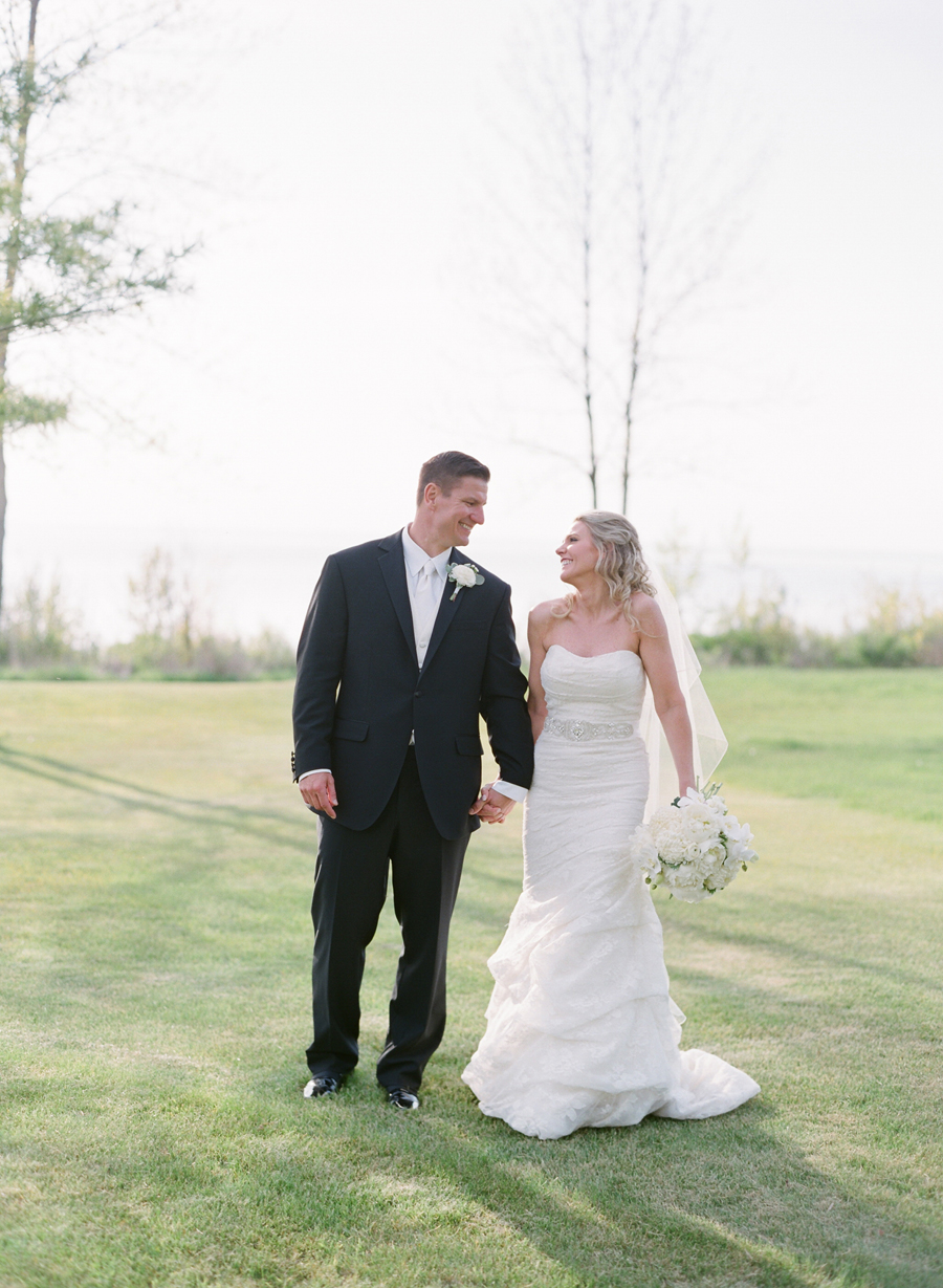 023-door-county-wedding-photographers-horseshoe-bay.JPG