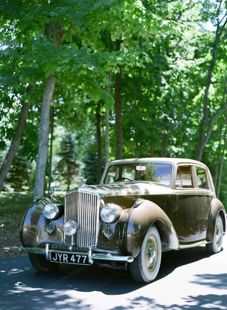 bentley bride and groom transportation