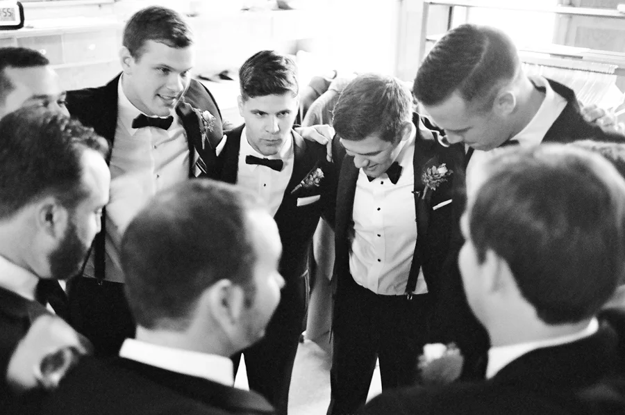 021-grain-exchange-milwaukee-wedding.jpg
