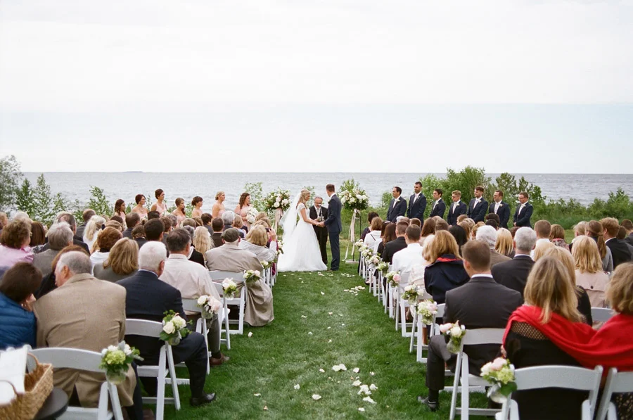 031-horseshoe-bay-beach-club-door-county-wedding.JPG