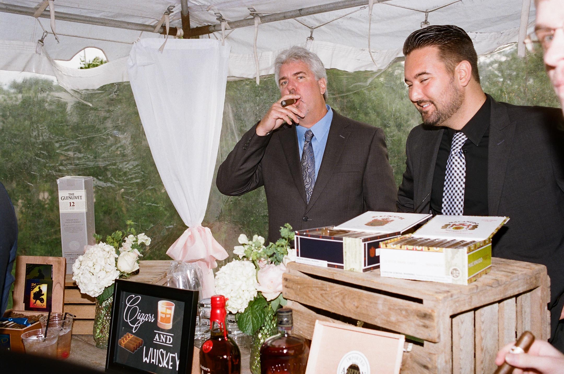 048-horseshoe-bay-beach-club-door-county-wedding.JPG