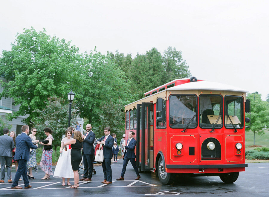 Door County Trolly delivering guests to the wedding and reception