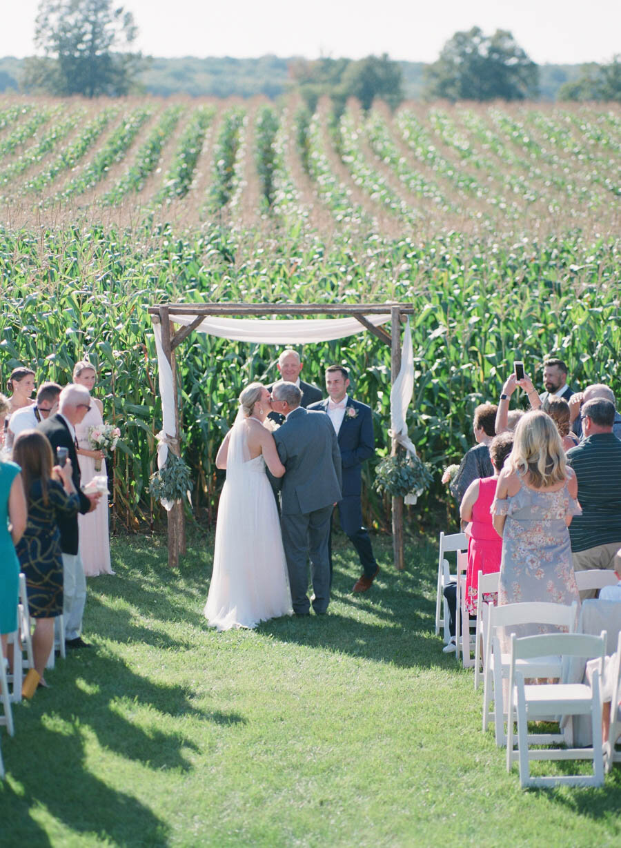 about-thyme-farm-door-county-wedding-014.jpg