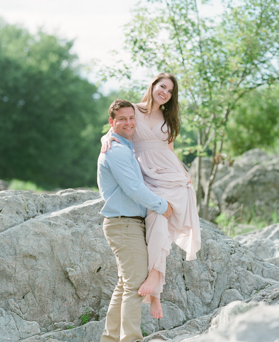 engagement-portraits-in-wi