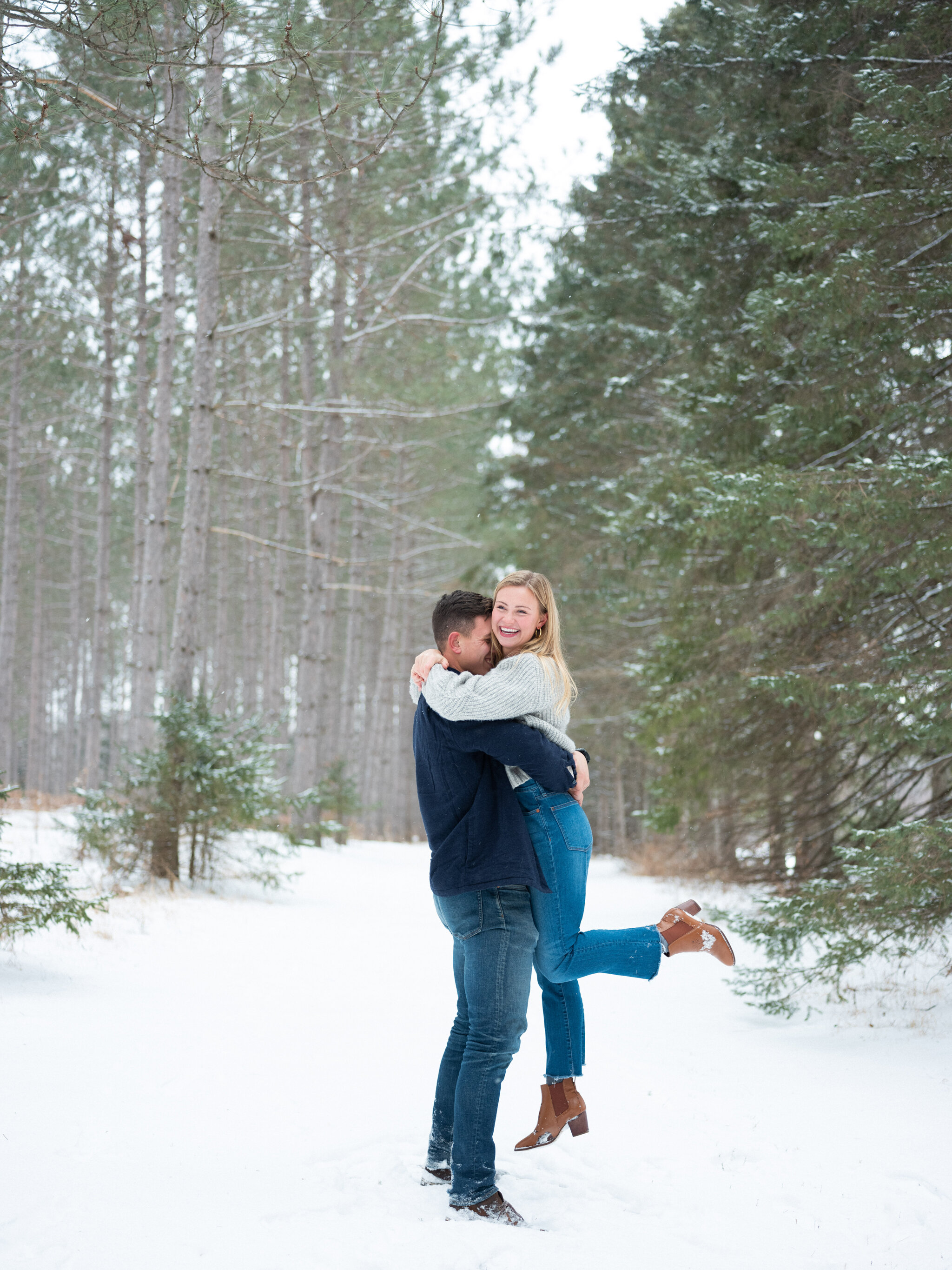 Winter-Engagement-Session-Wisconsin-011.JPG