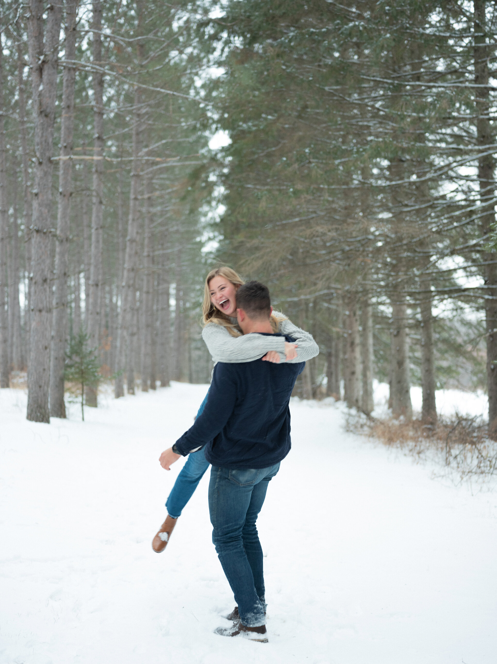 Winter-Engagement-Session-Wisconsin-014.JPG