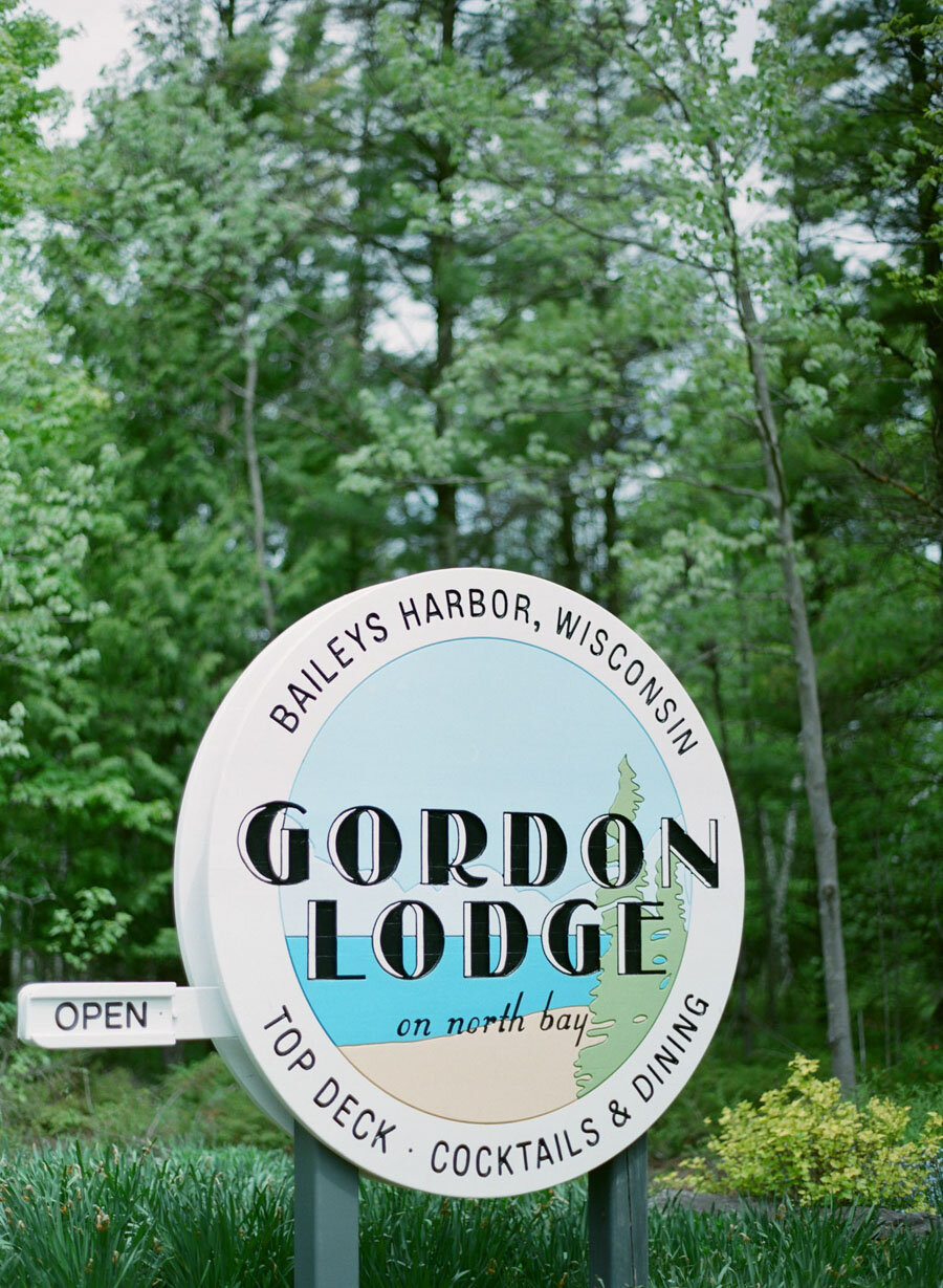 002-gordon-lodge-door-county-wedding.jpg