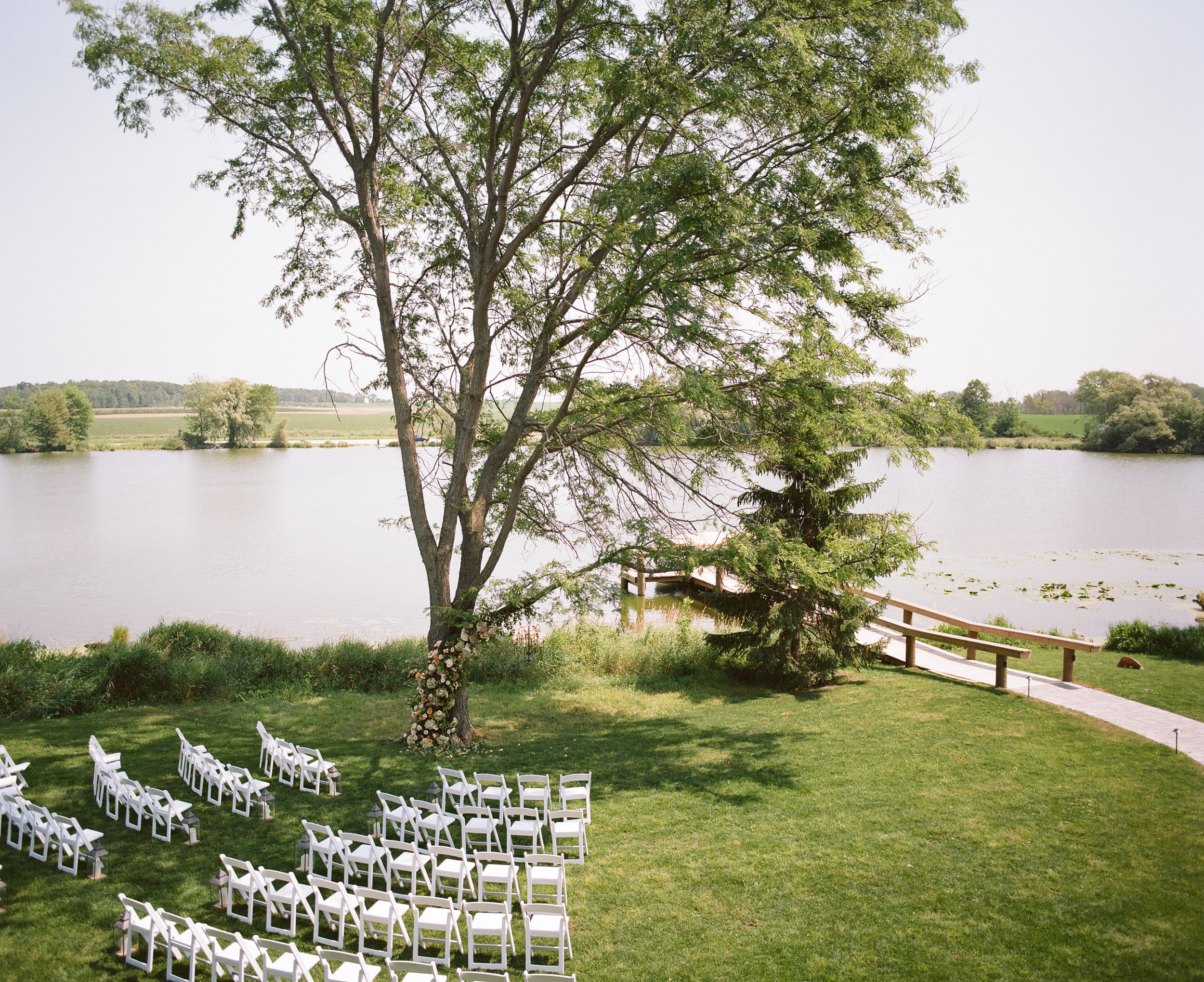 round lake farms wedding