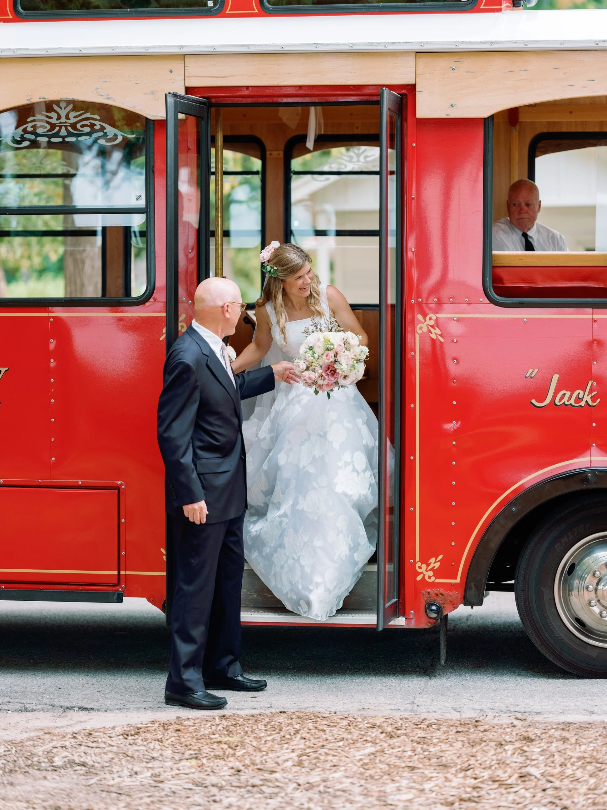 013-alpine-resort-door-county-wedding.JPG