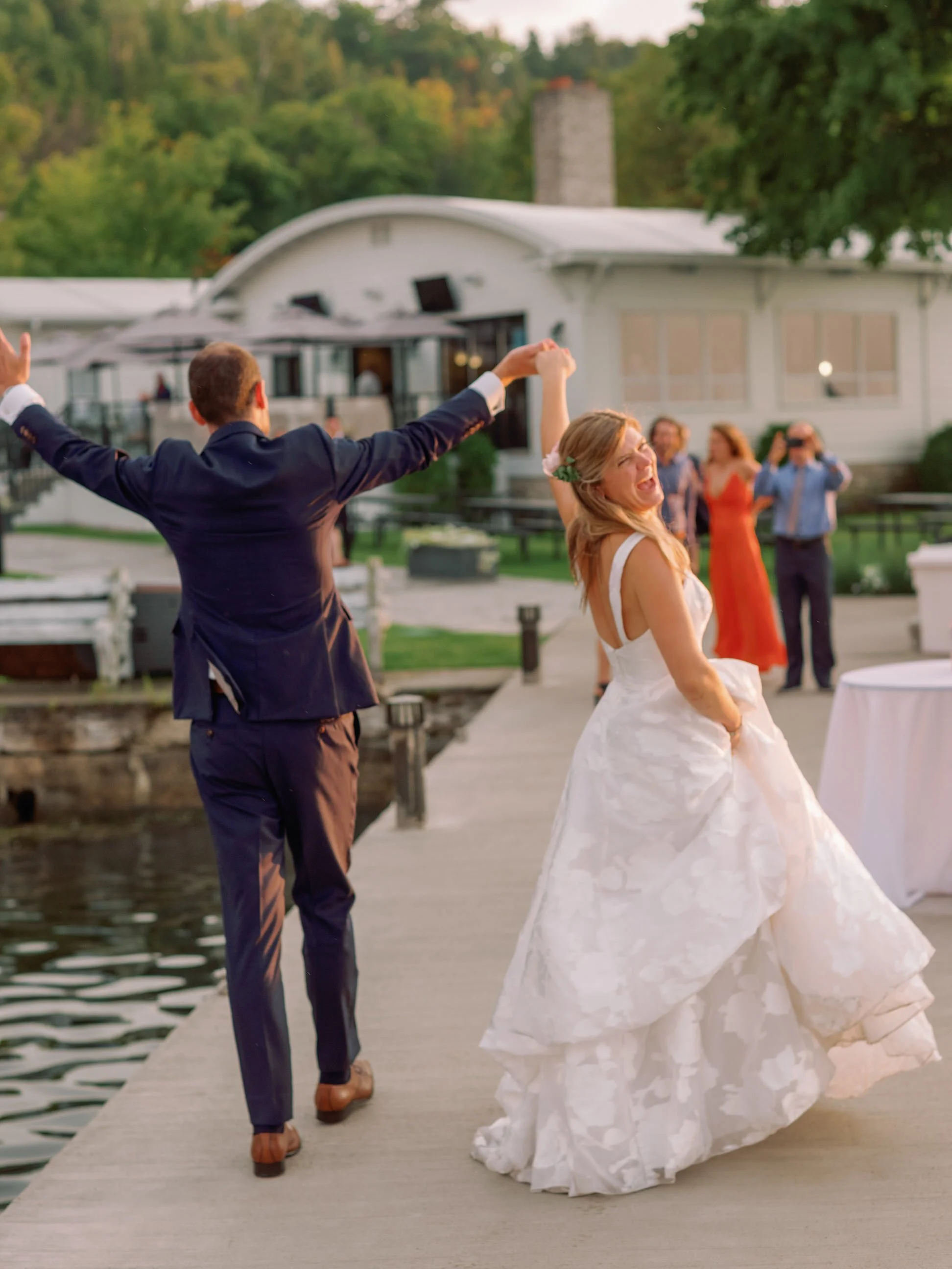 030-alpine-resort-door-county-wedding.JPG