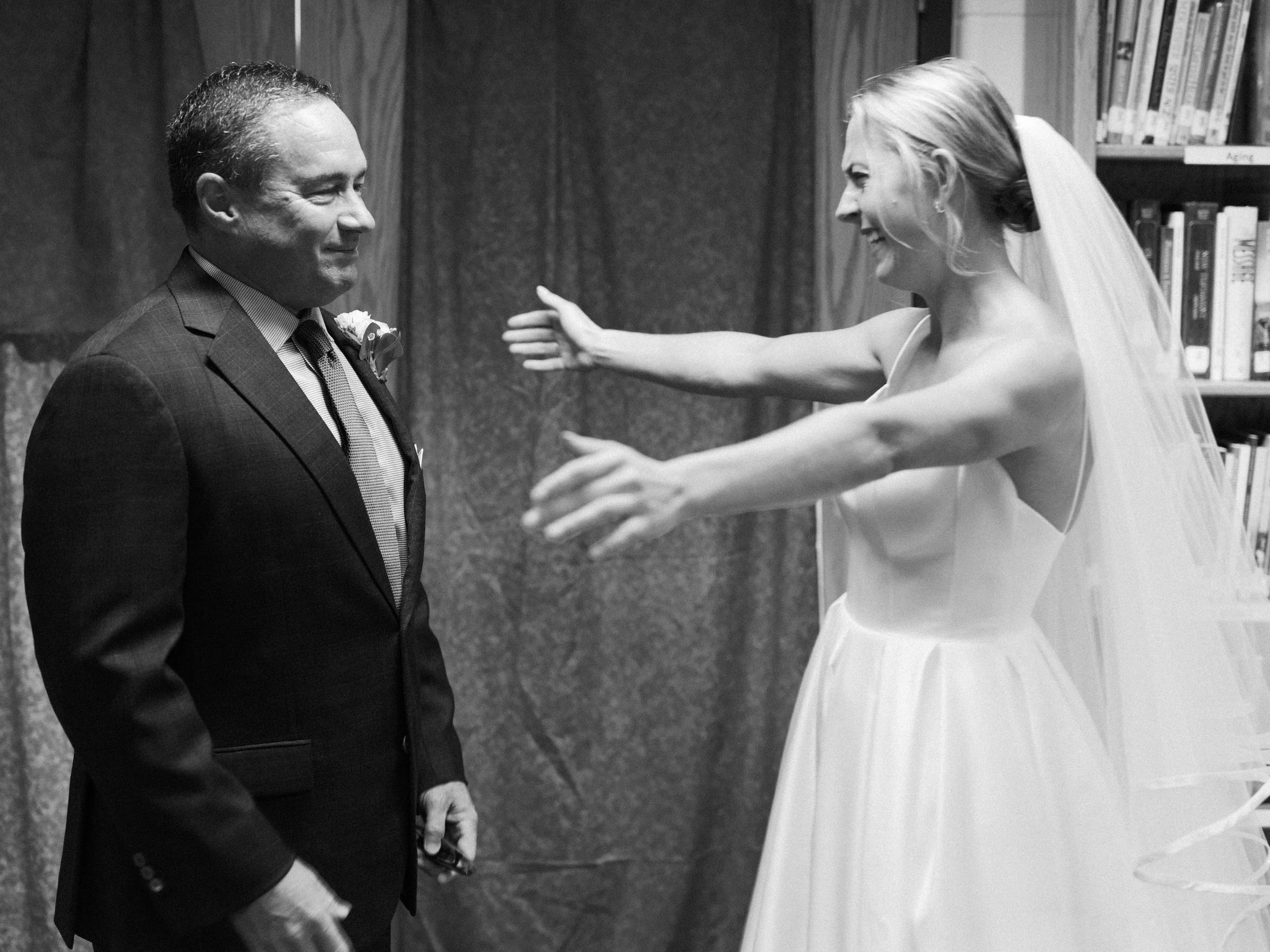 pe122-PaigeEric-WeddingDay.jpg