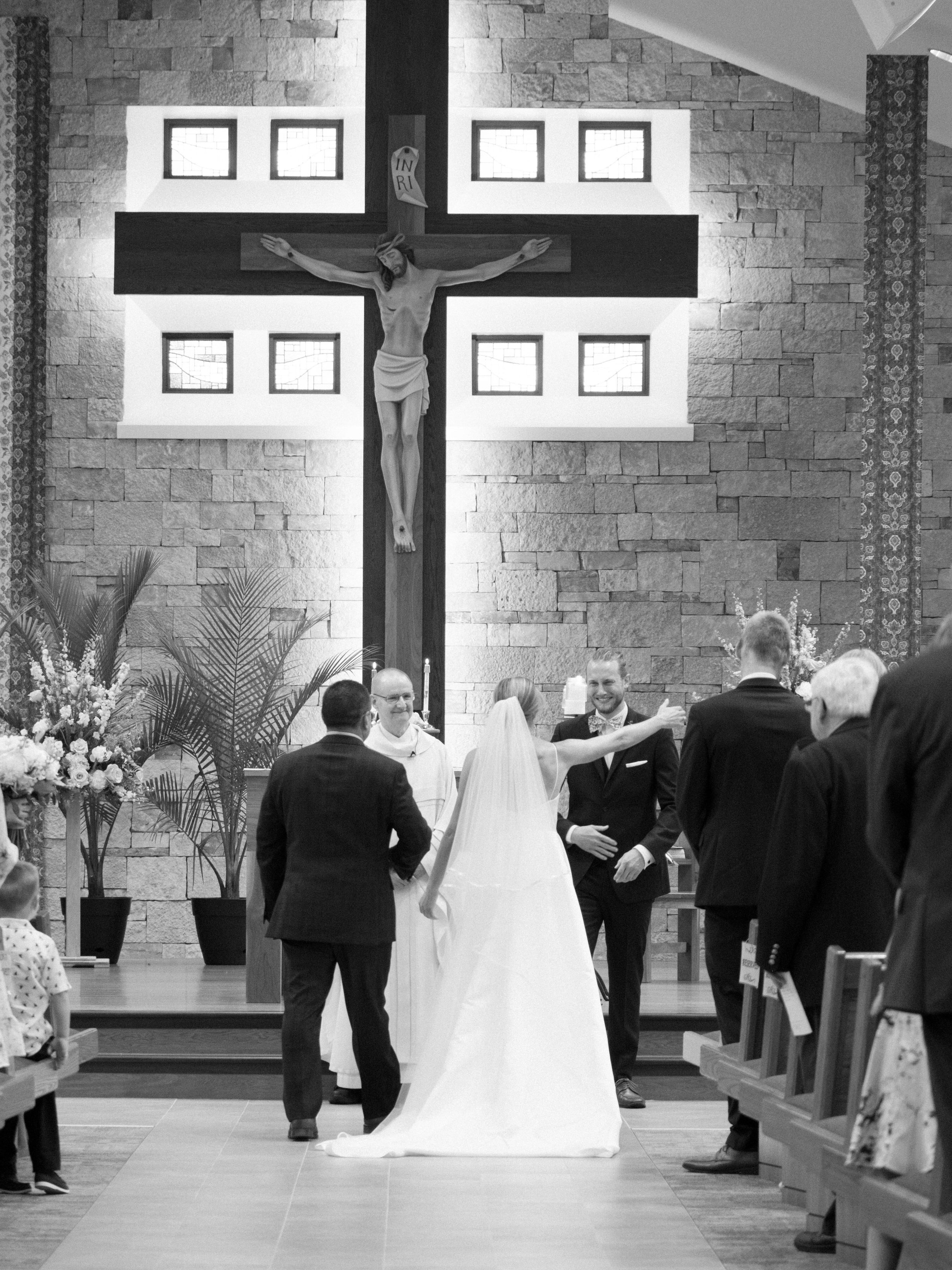 pe172-PaigeEric-WeddingDay.jpg