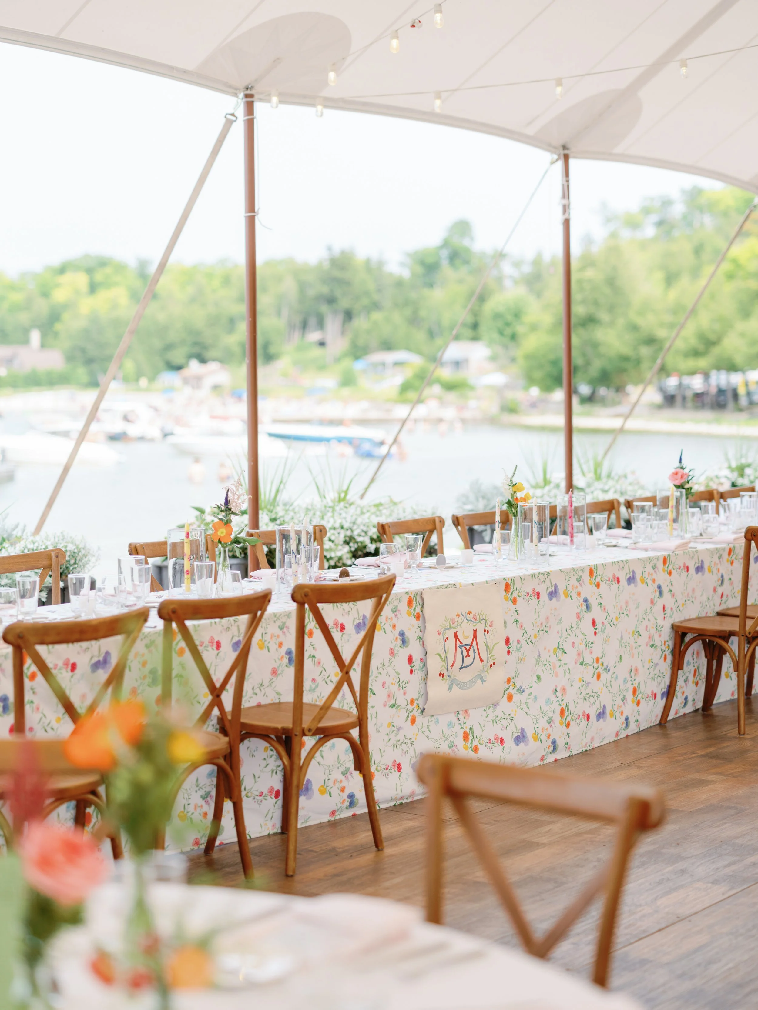 MD0510-McCartneys-MadisenDaneWedding.jpg