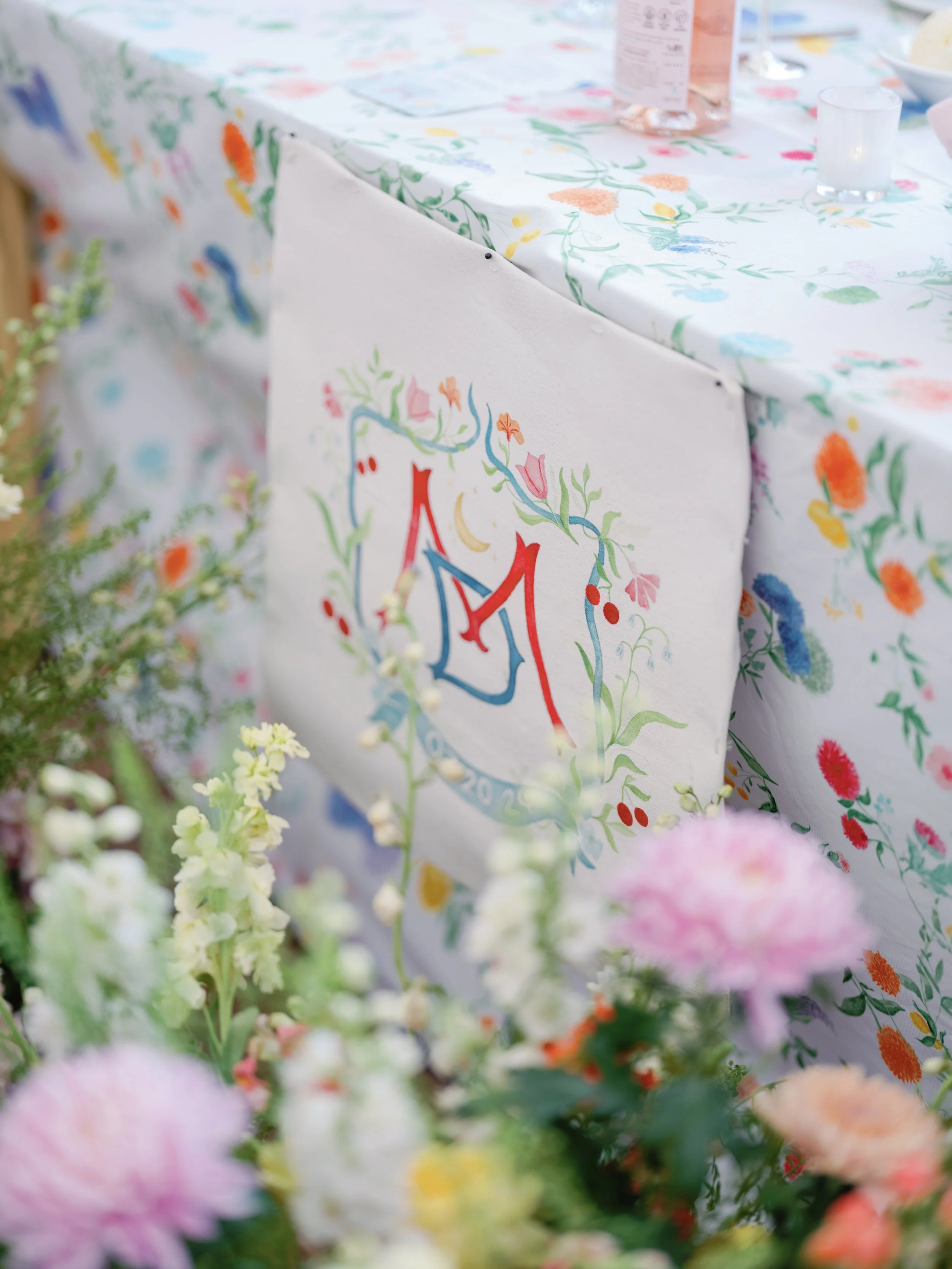 MD0507-McCartneys-MadisenDaneWedding.jpg