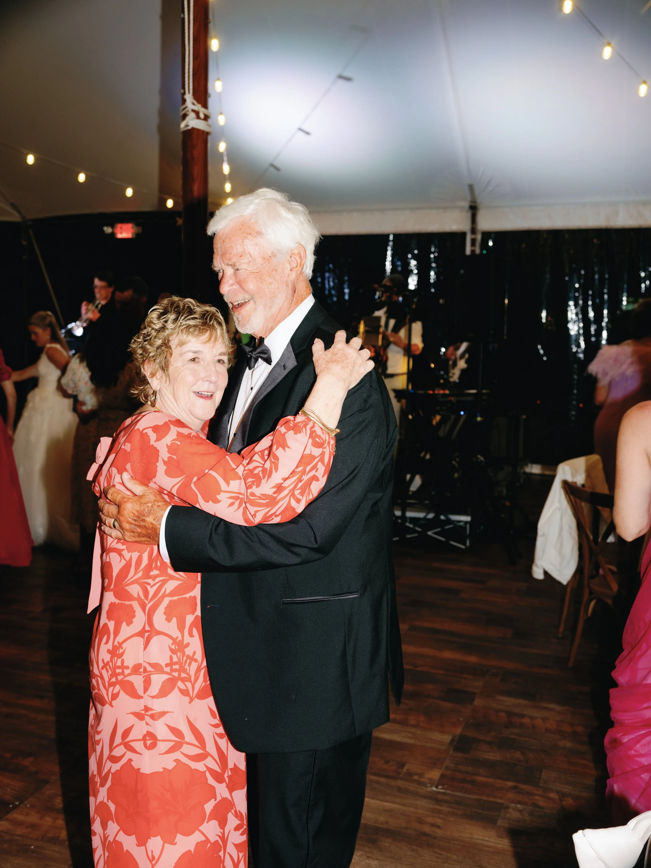 MD0785-McCartneys-MadisenDaneWedding.jpg