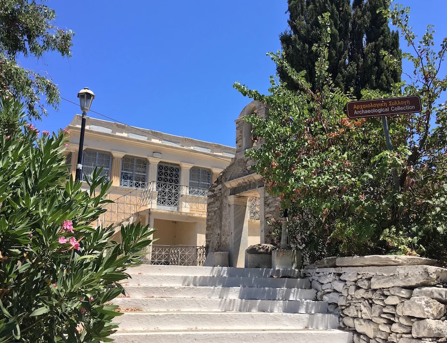 The Archaeological Collection in Kampos