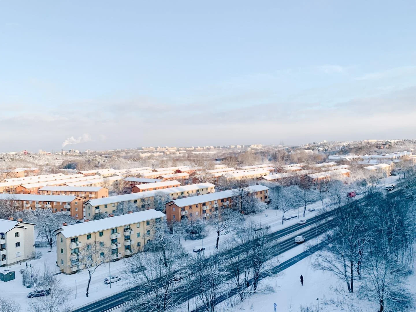 Happy Friday friends! I love the snowy weather, how about you? ❄️❄️❄️❄️❄️❄️❄️❄️ #snowsnowsnow #sthlm