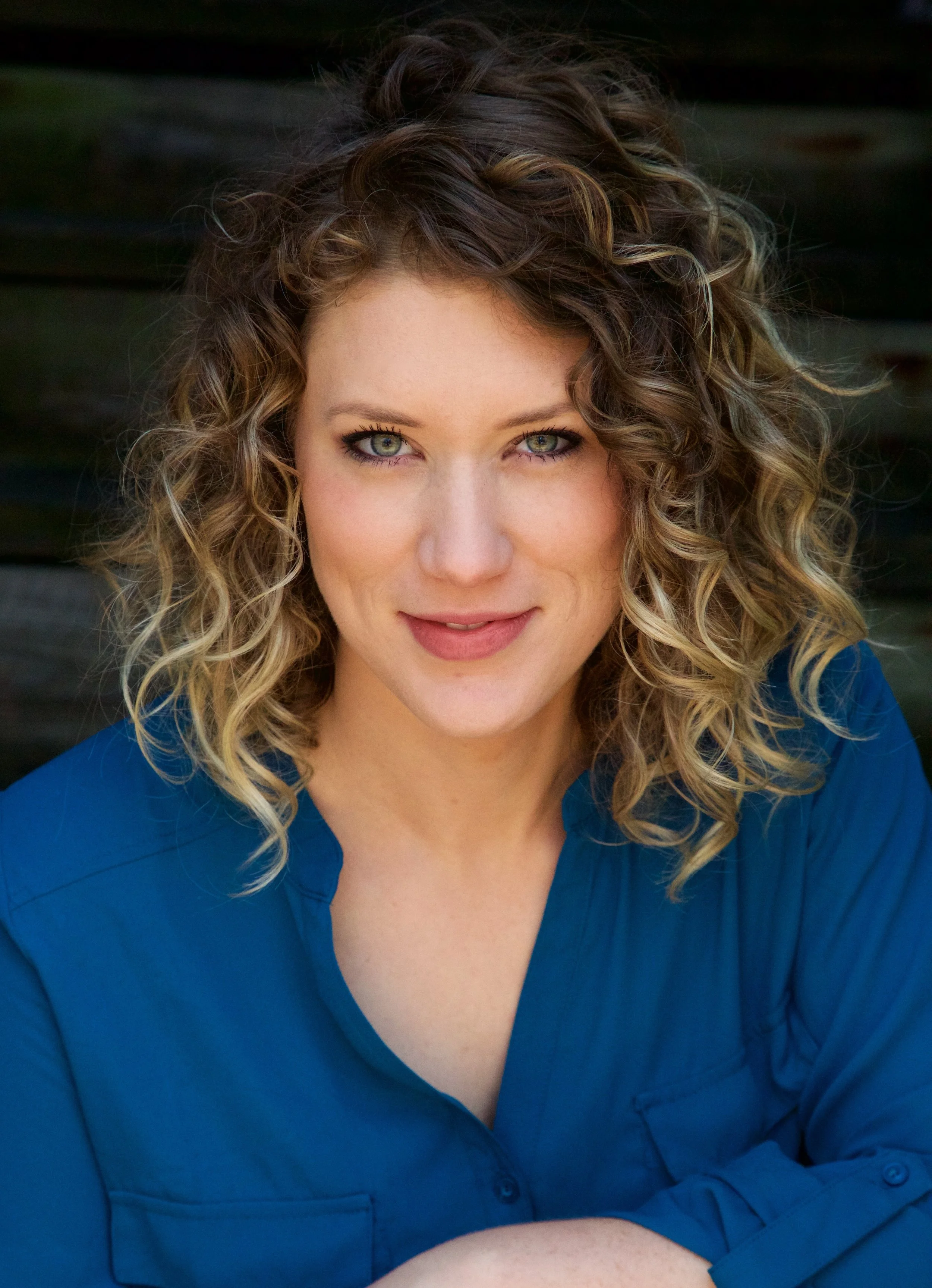 Sarah Toth - Headshot.jpg