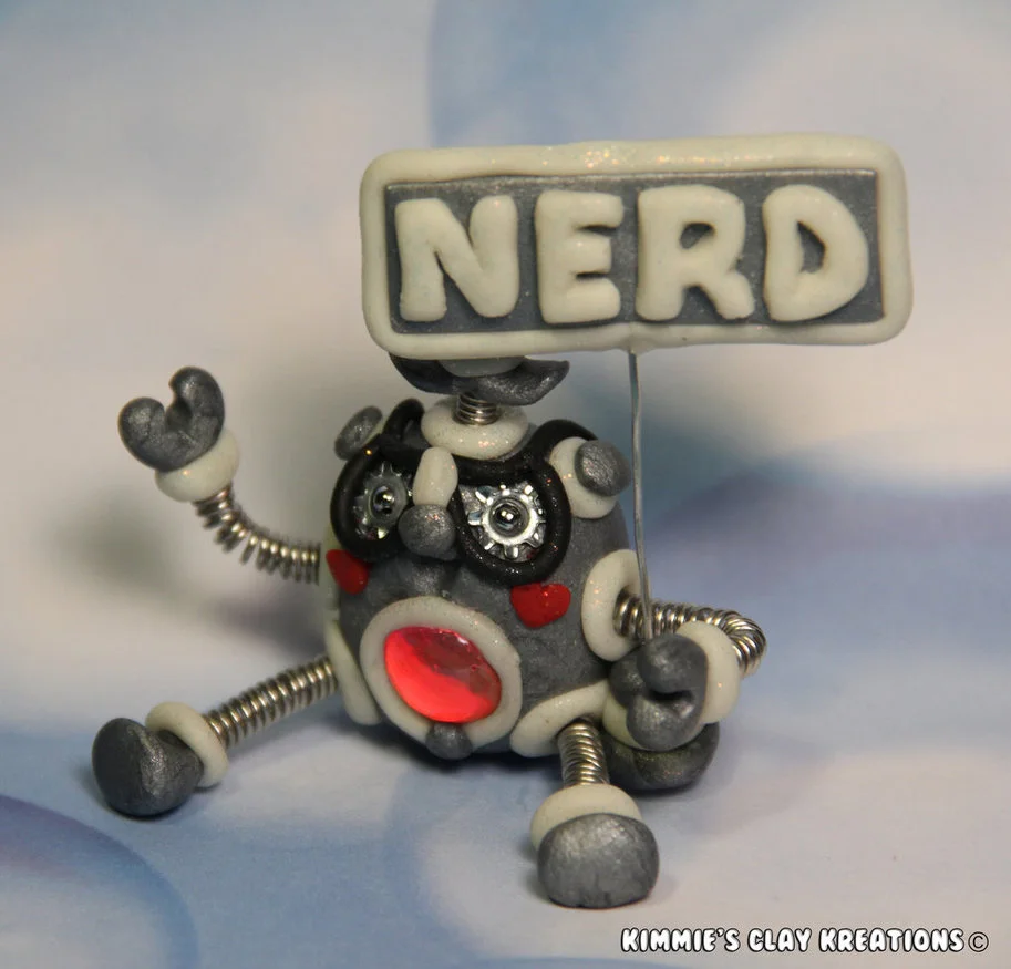 polymer_clay_robot_i_m_a_nerd_glow_led_figurine_by_kimmiesclaykreations-d64ljo5.jpg